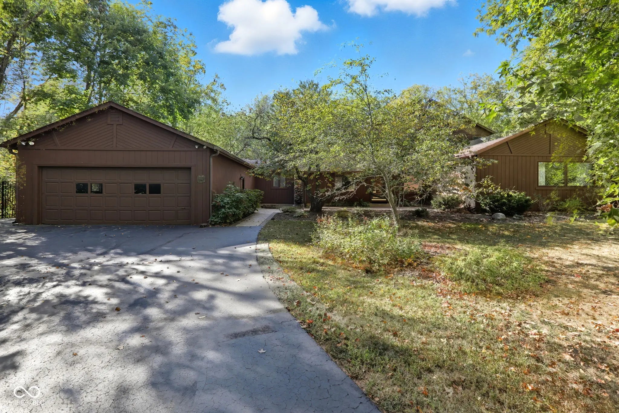 9850 Towne Road, Carmel