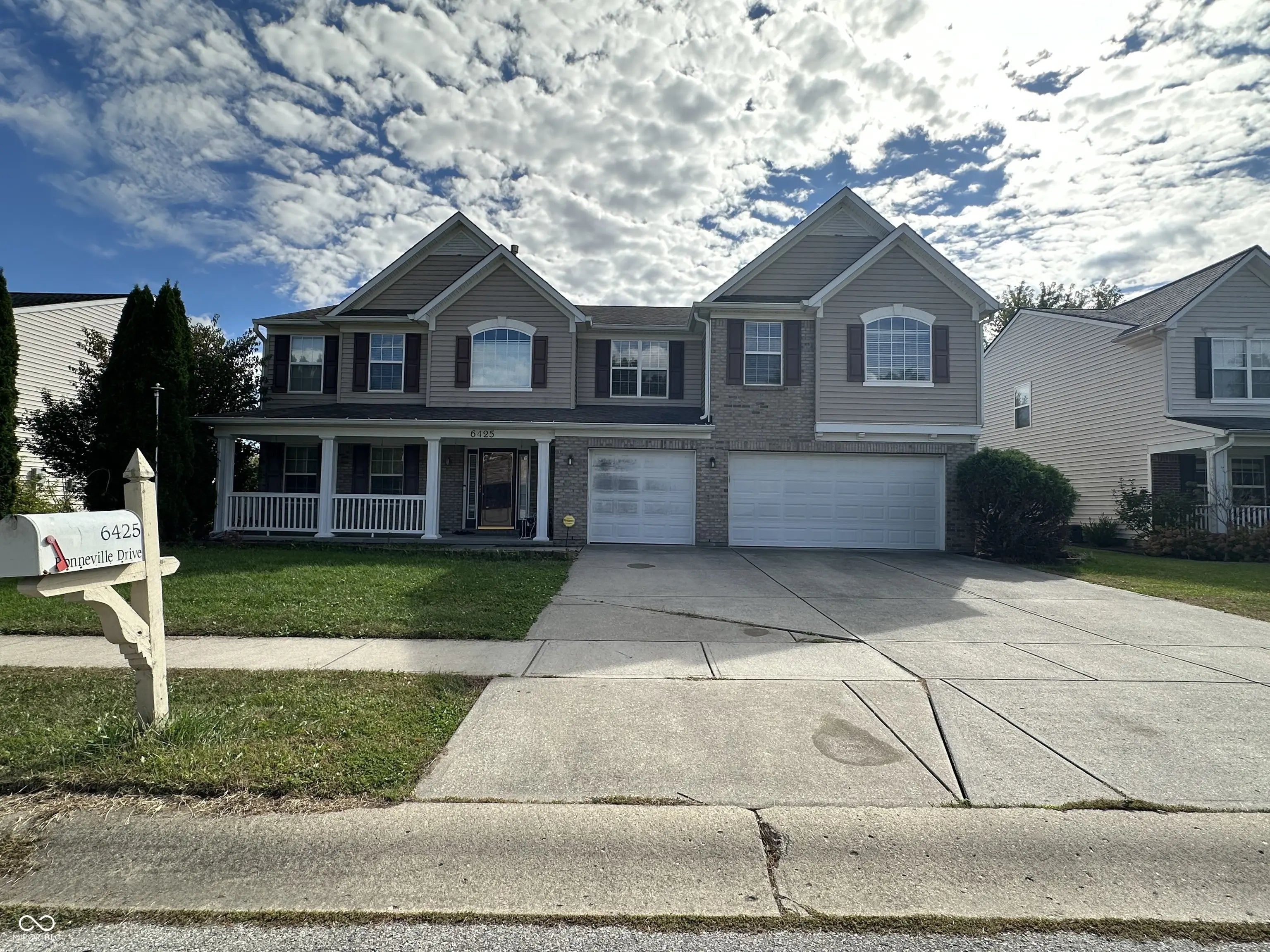 6425 Bonneville Drive, Indianapolis