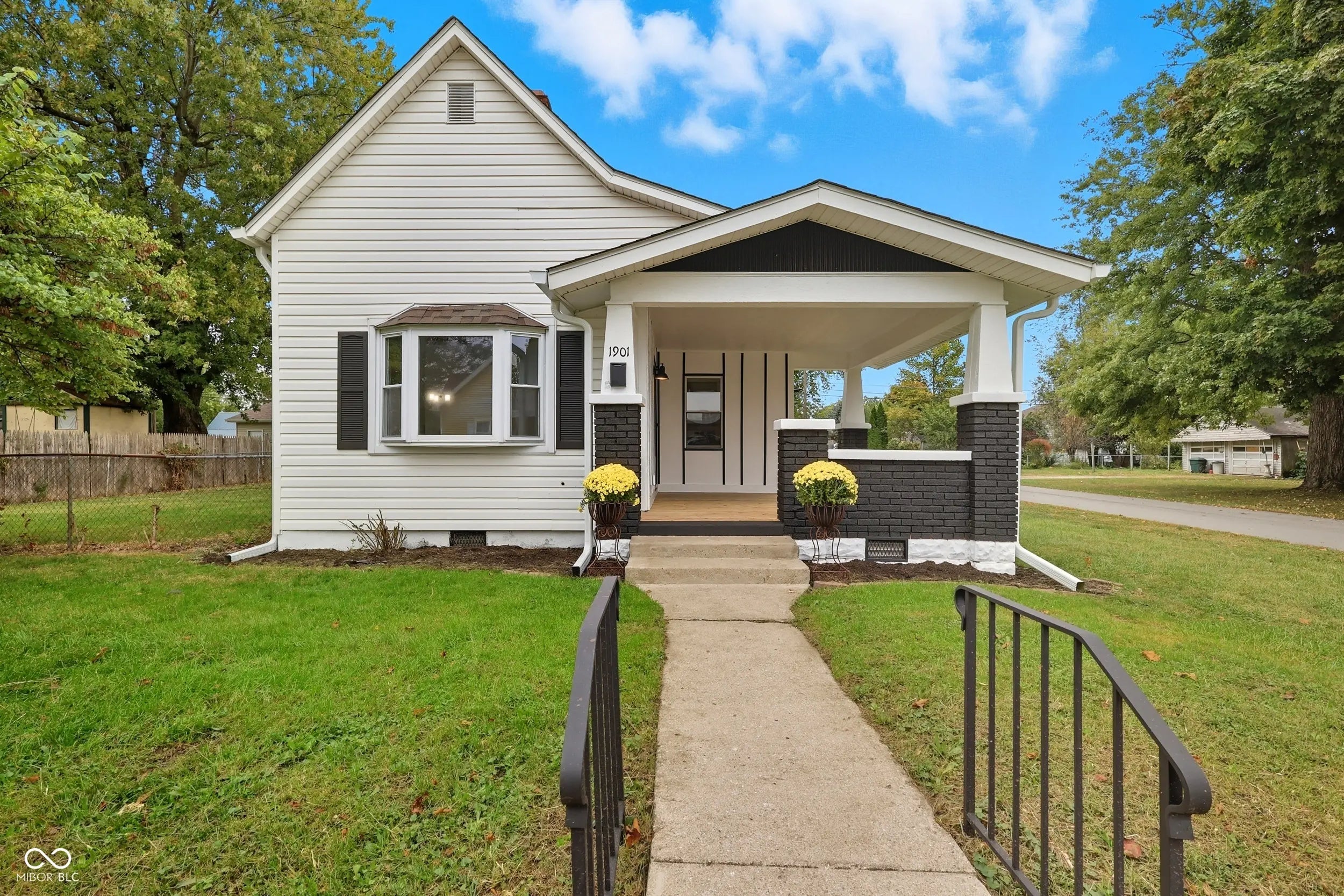 1901 S F Street, Elwood
