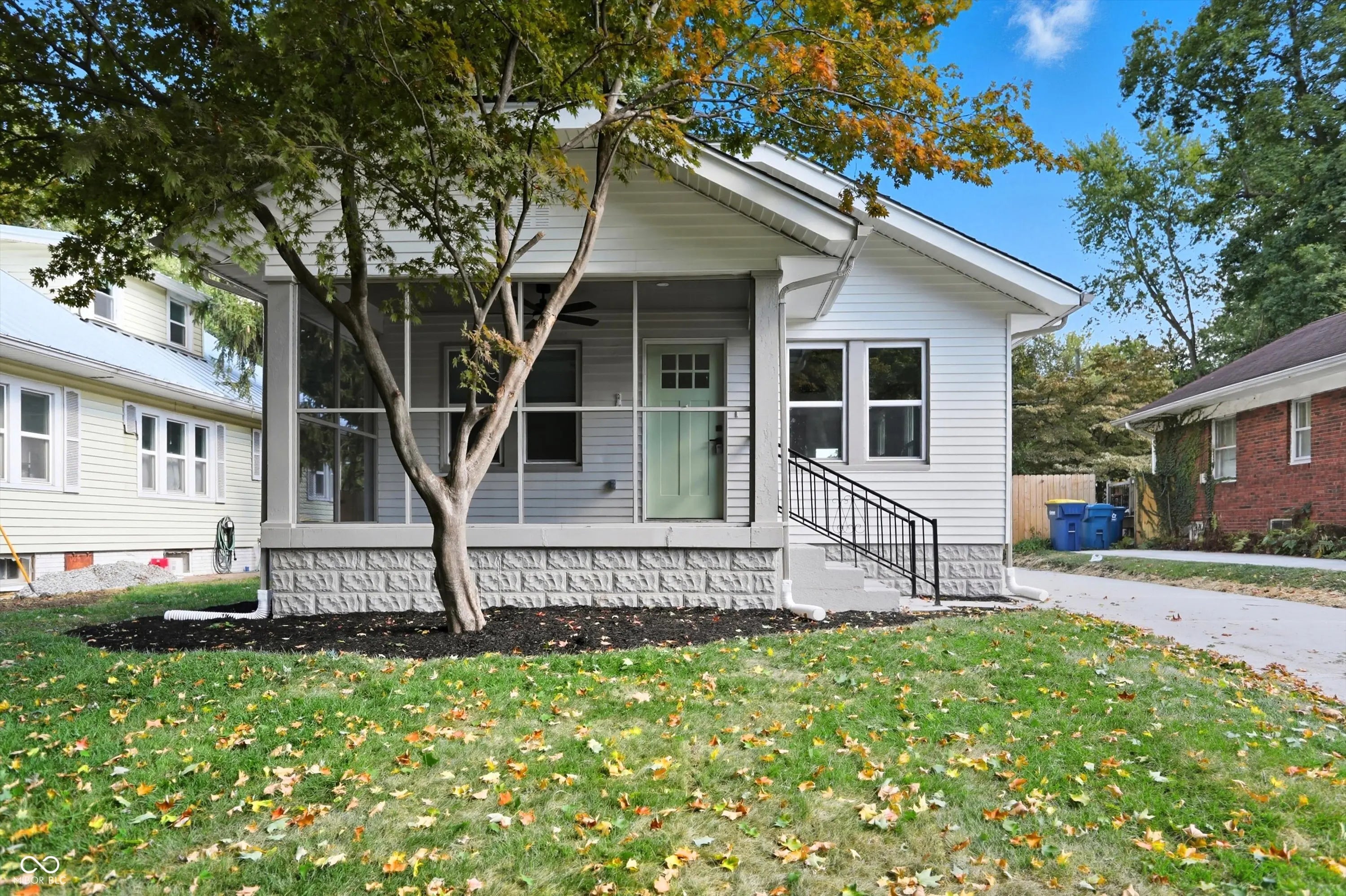 5527 Carrollton Avenue, Indianapolis