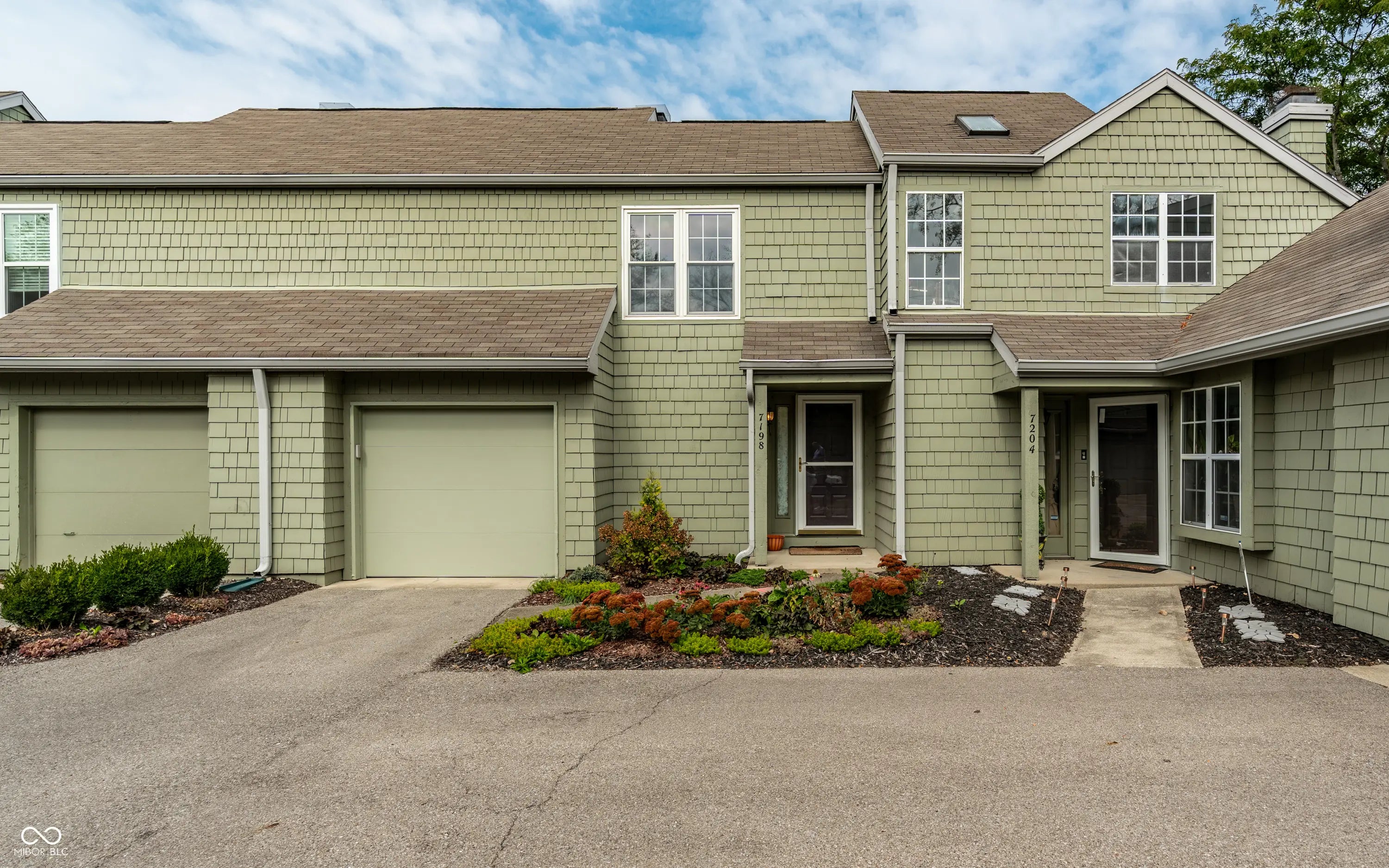 7198 Harbour Isle, Indianapolis