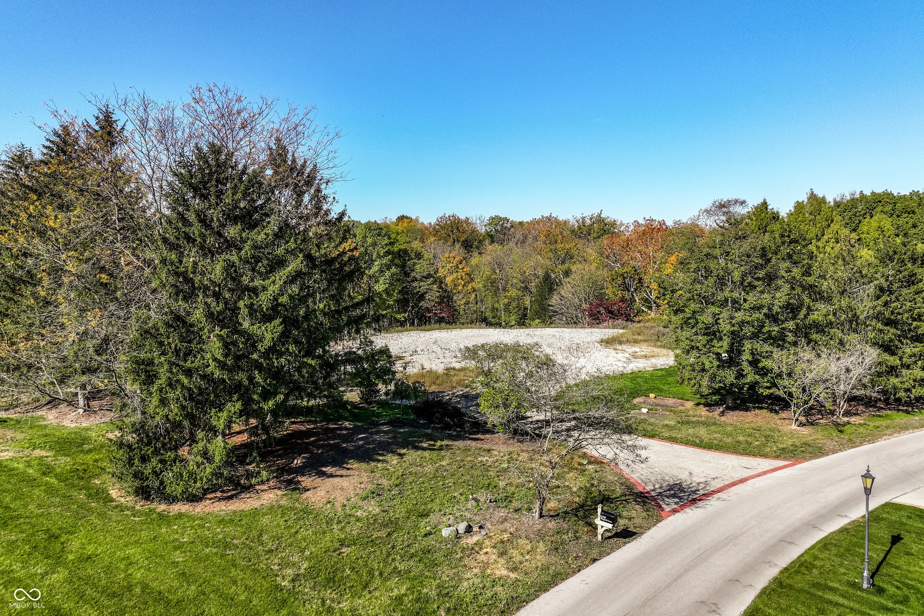 Photo of 6330 Mayfield Lane Zionsville, IN 46077