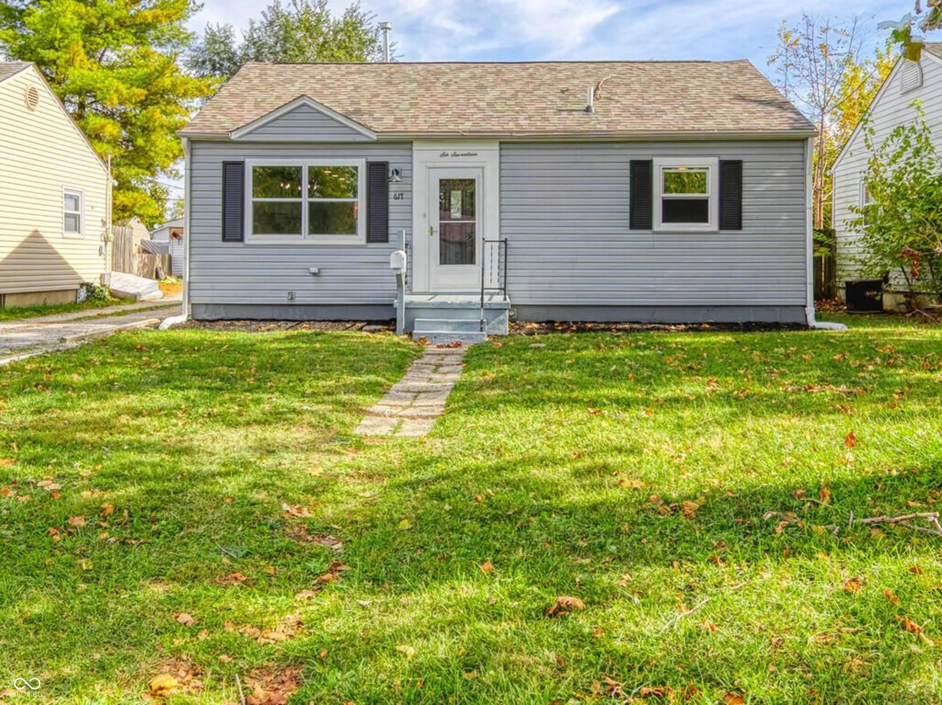 617 S Grand Avenue MLS 22068571 Ivanhoe Heights photo 0