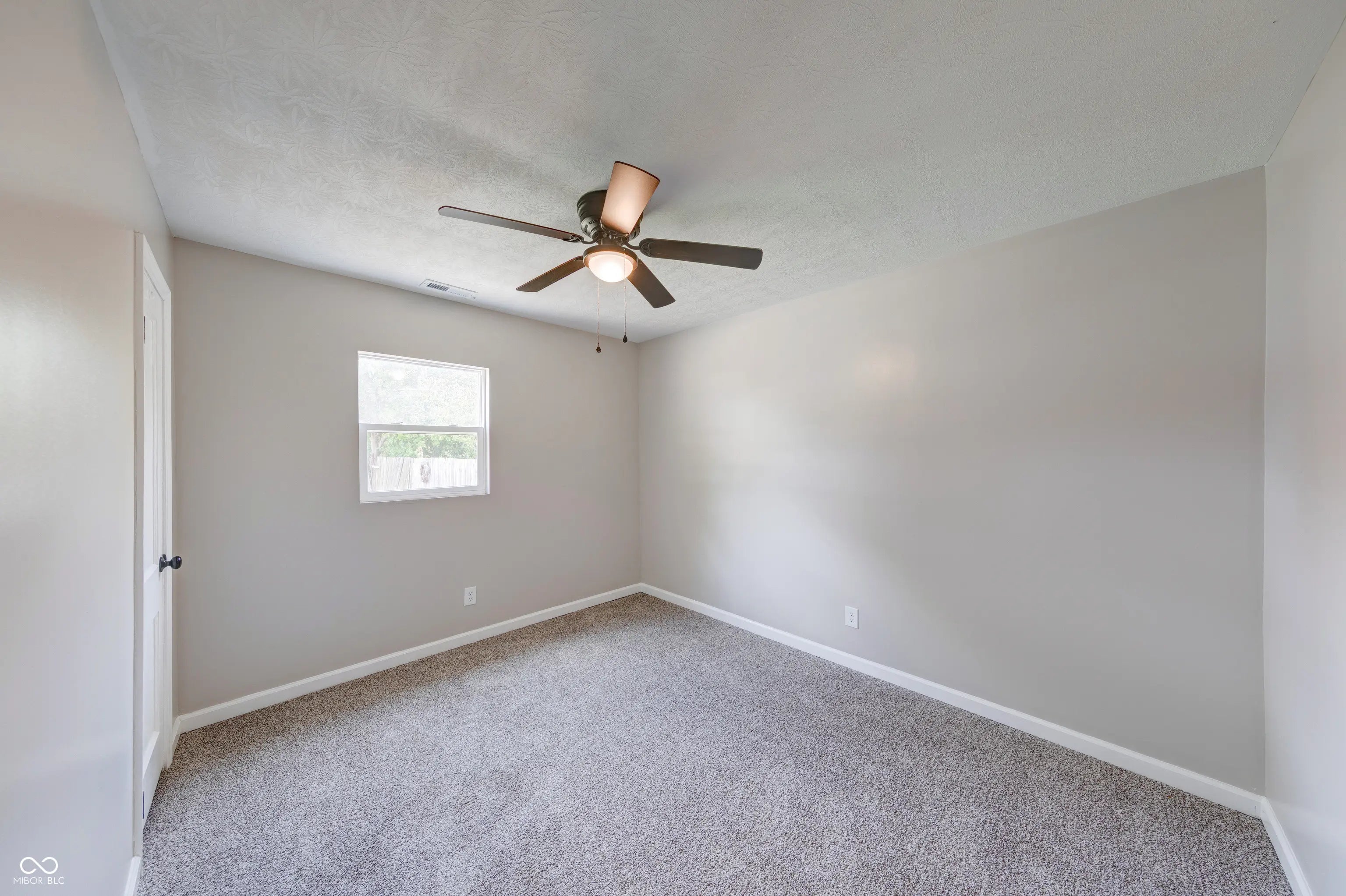 617 S Grand Avenue MLS 22068571 Ivanhoe Heights photo 11