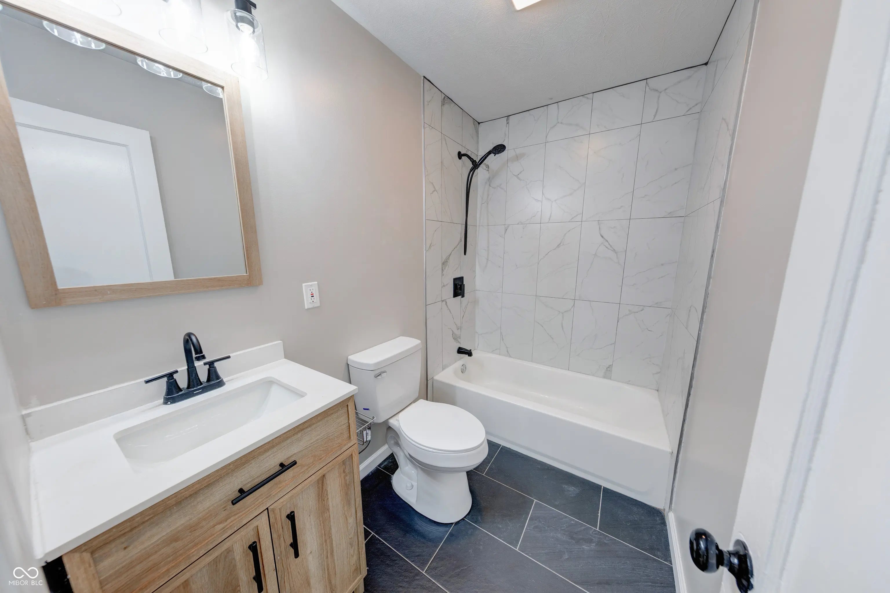 617 S Grand Avenue MLS 22068571 Ivanhoe Heights photo 17