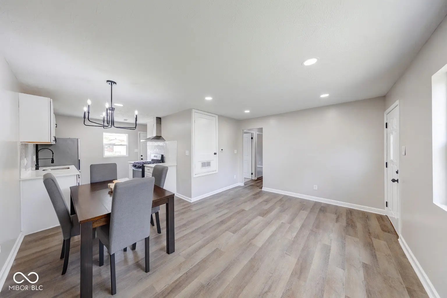 617 S Grand Avenue MLS 22068571 Ivanhoe Heights photo 5