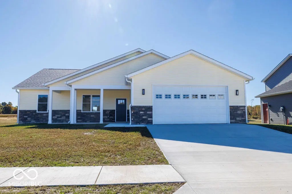 104 Pin Oak Road, Spencer