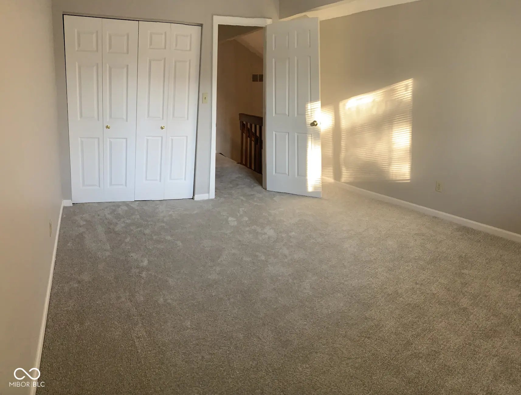 342 E Arch Street MLS 22068680 Renaissance Place photo 2