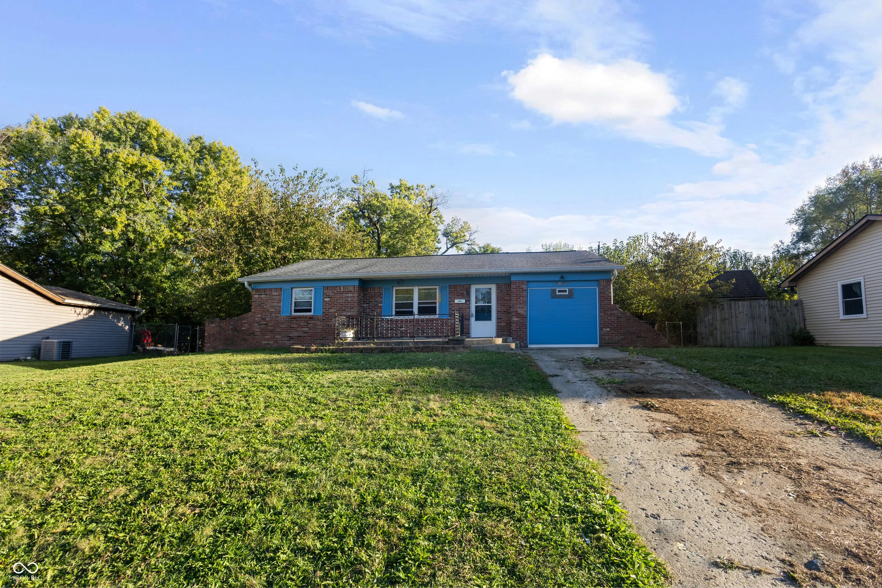 Photo of 3631 Woodcliff Drive Indianapolis, IN 46203