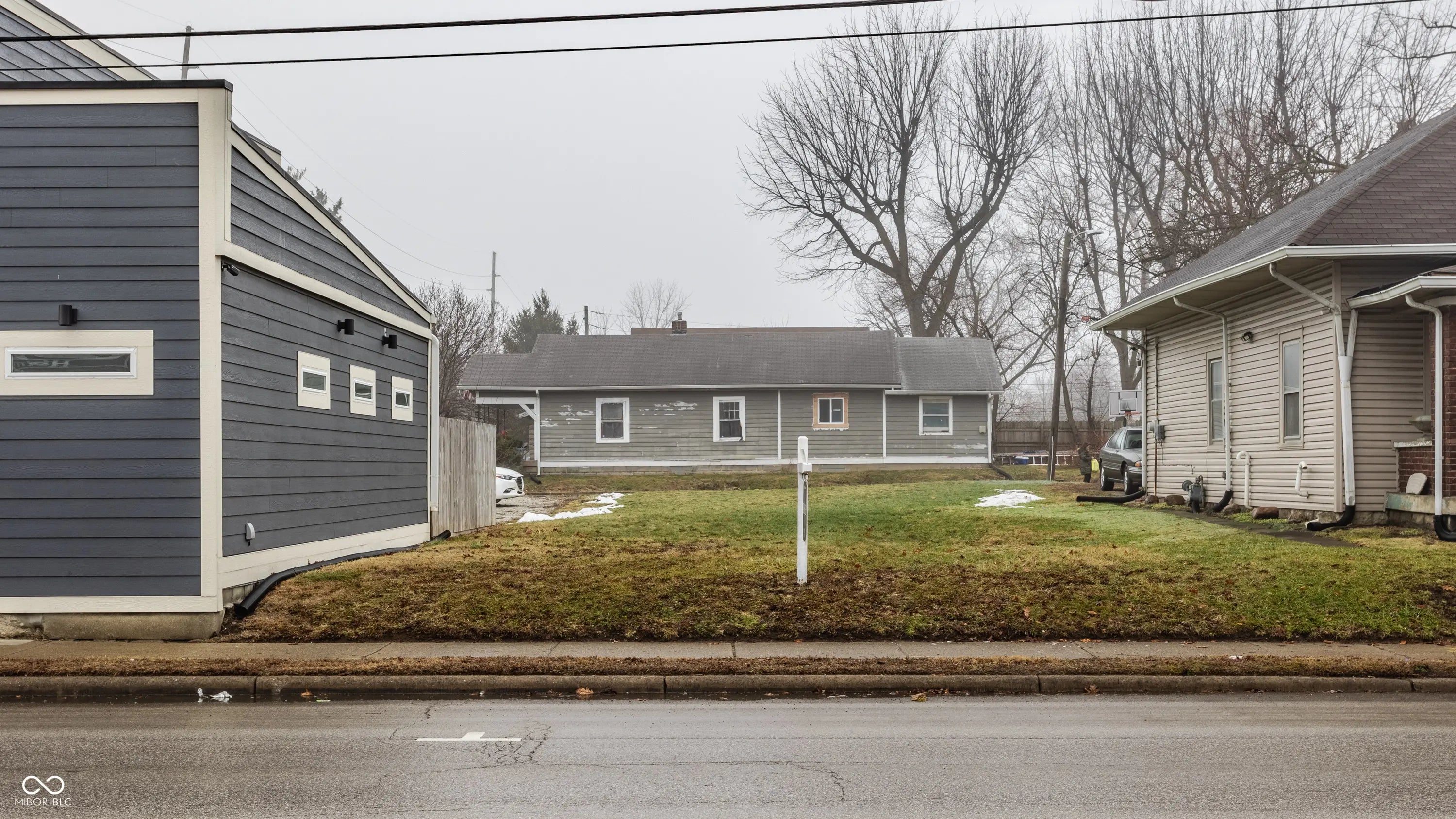 2329 Shelby Street MLS 22068740 Empty photo 4