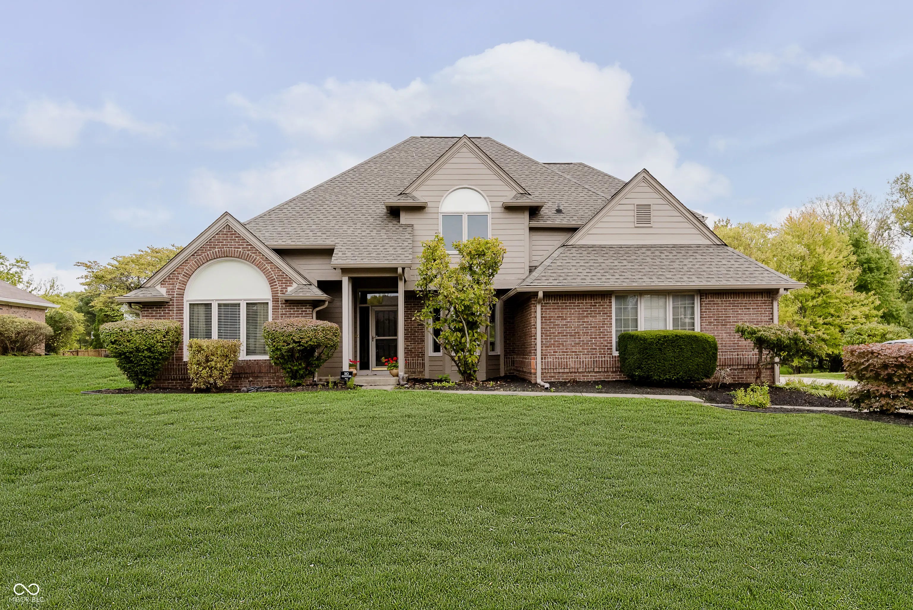 8729 Promontory Road, Indianapolis