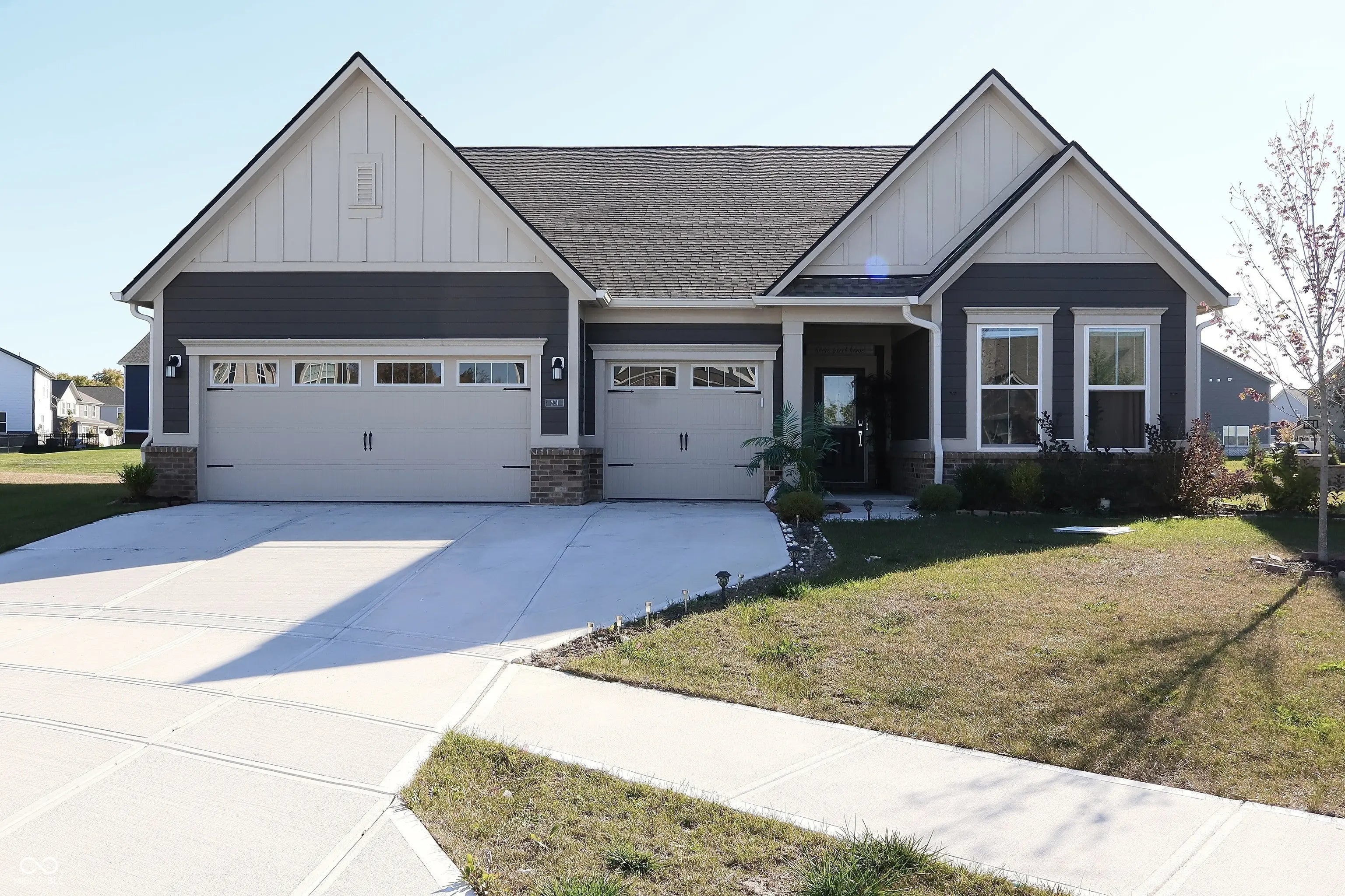 201 Underland Circle, Westfield