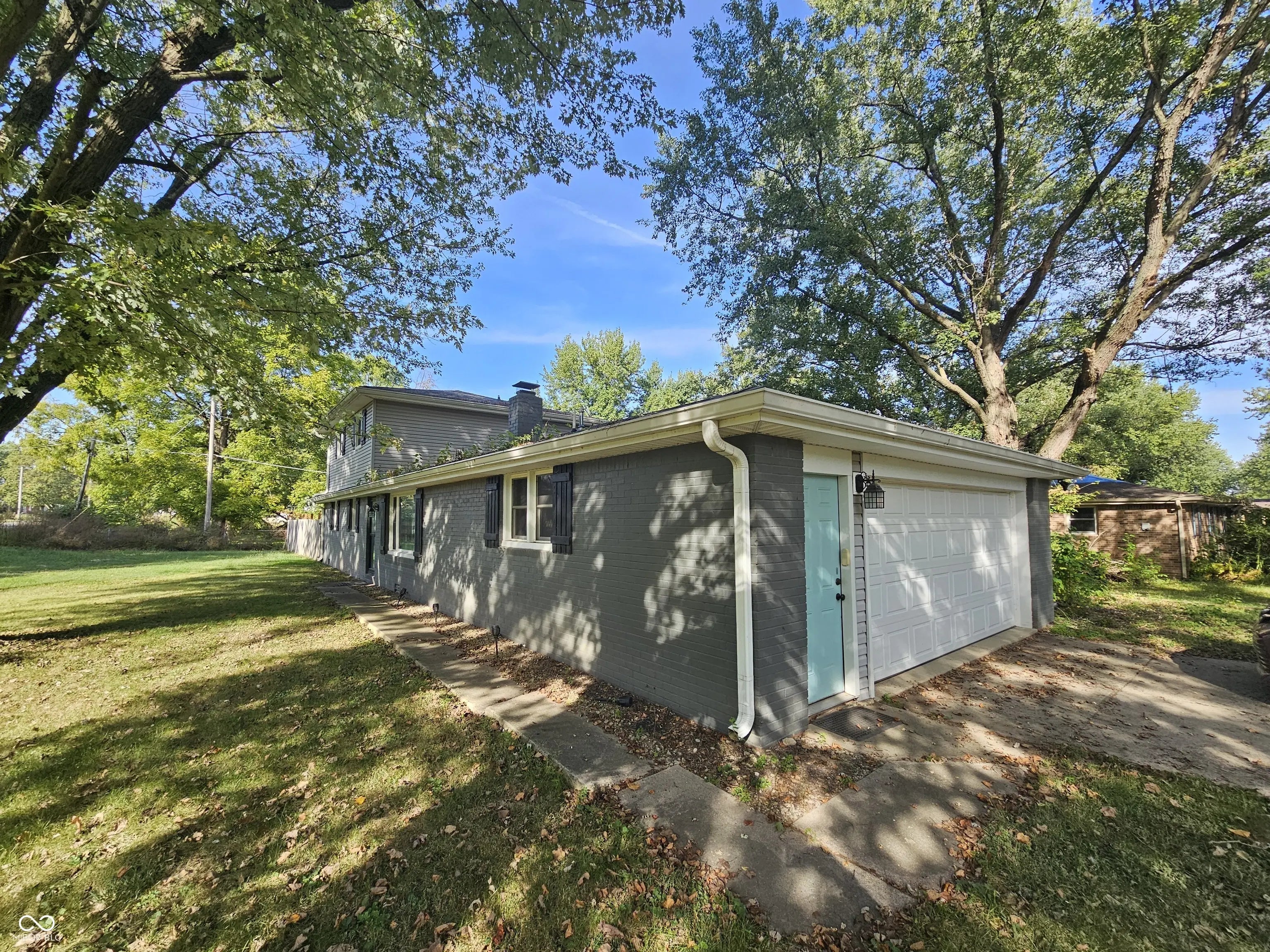 5700 S 100 W, Pendleton