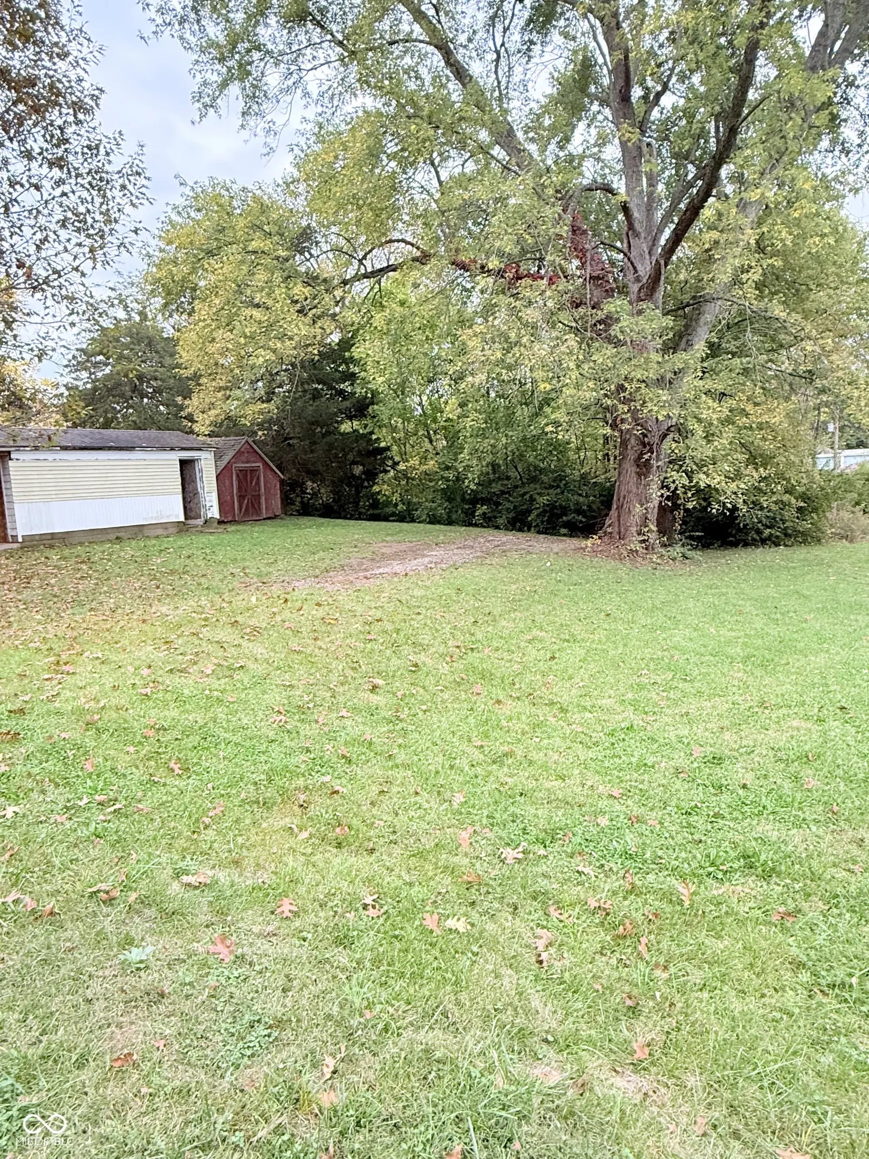 Cross North Street, Waveland