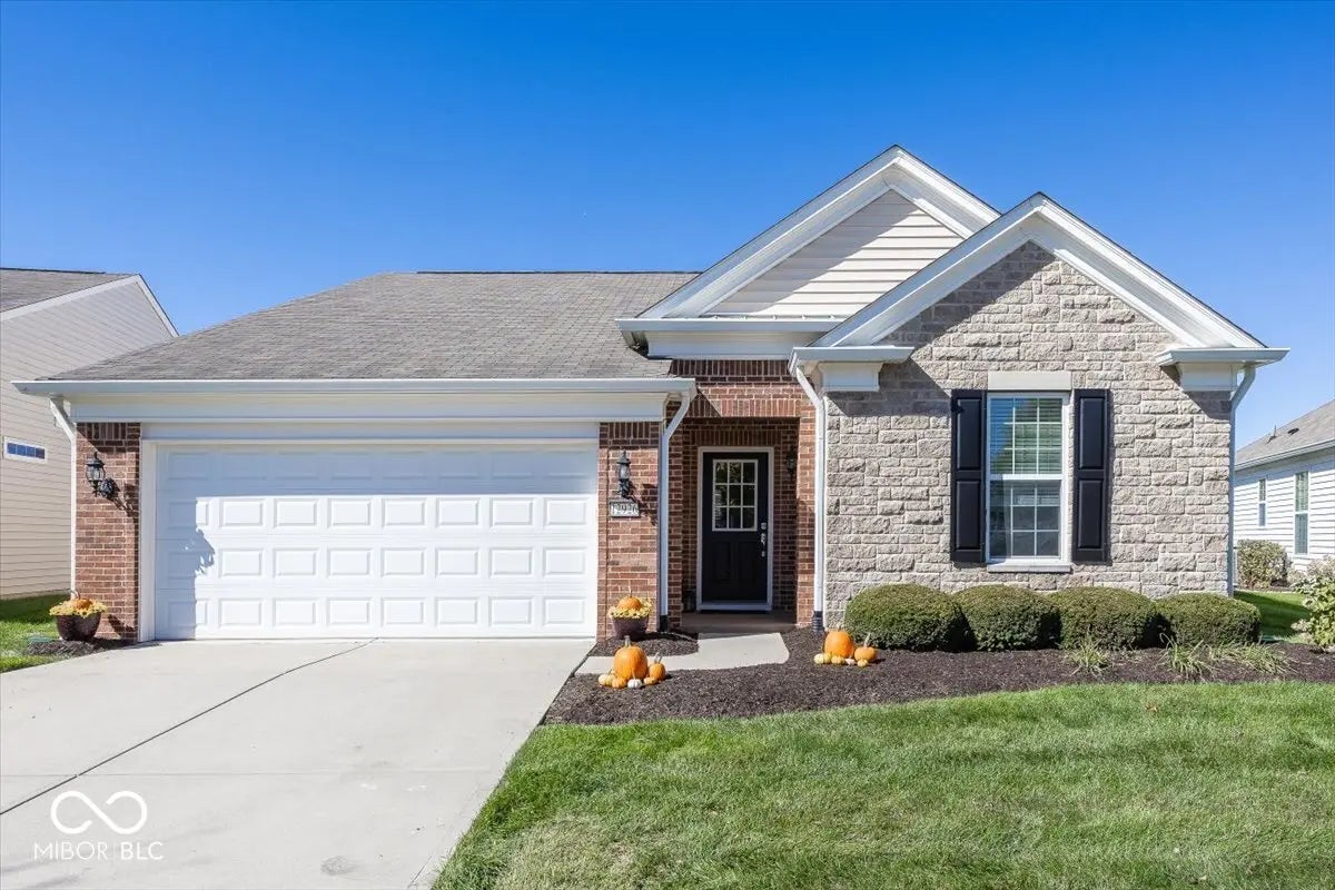 Photo of 12926 Venito Trail Fishers, IN 46037