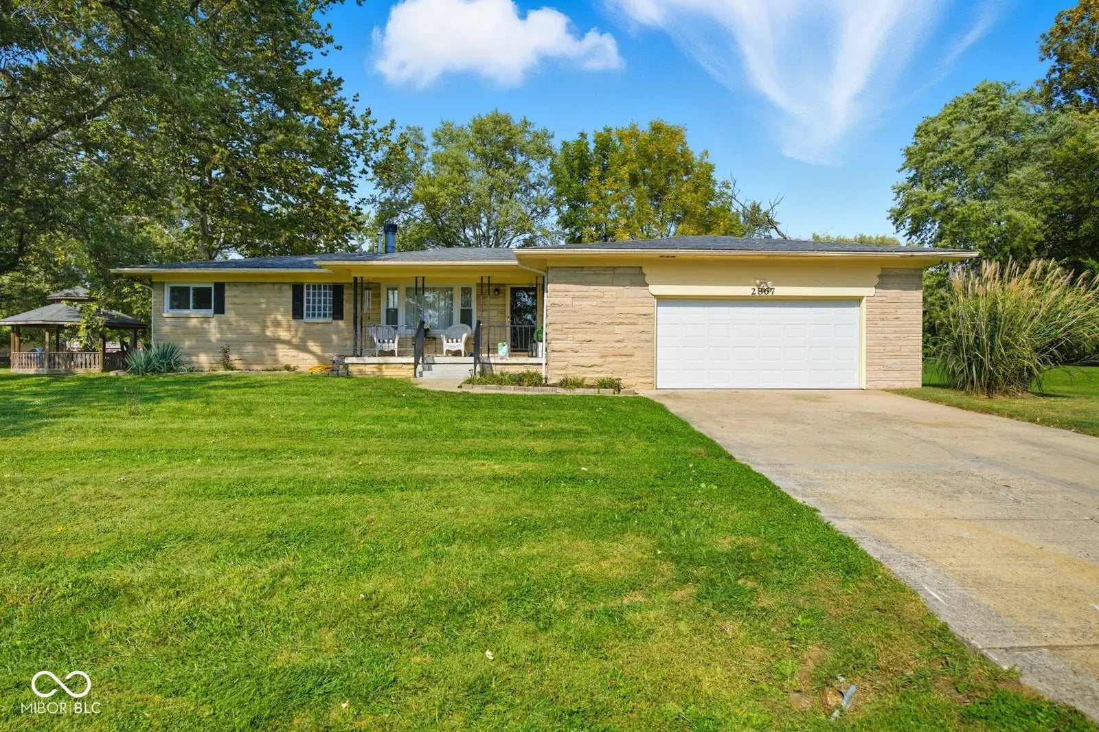 2867 S Oakland Drive, Shelbyville