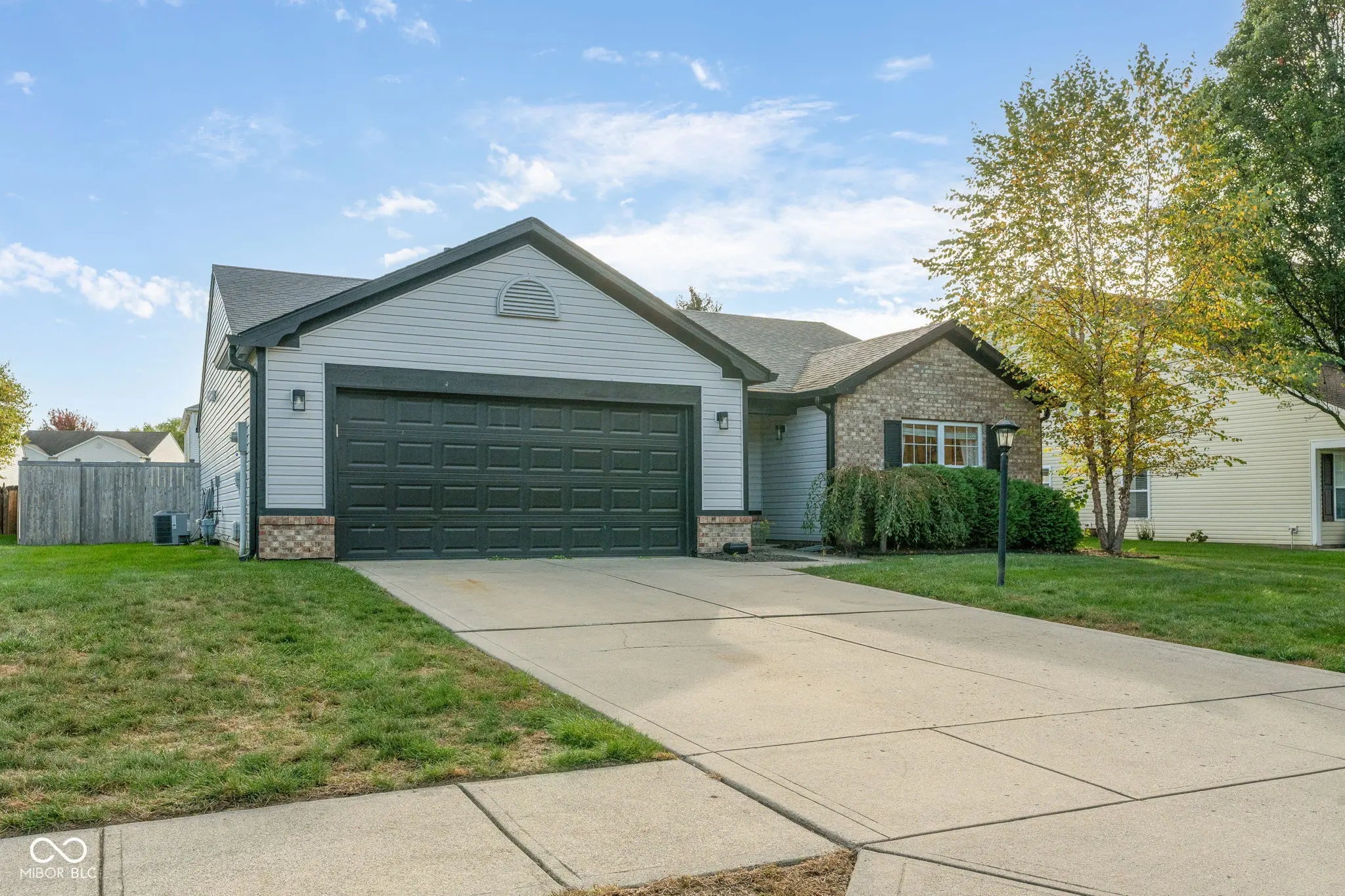 Photo of 12039 Jesterwood Drive Fishers, IN 46037