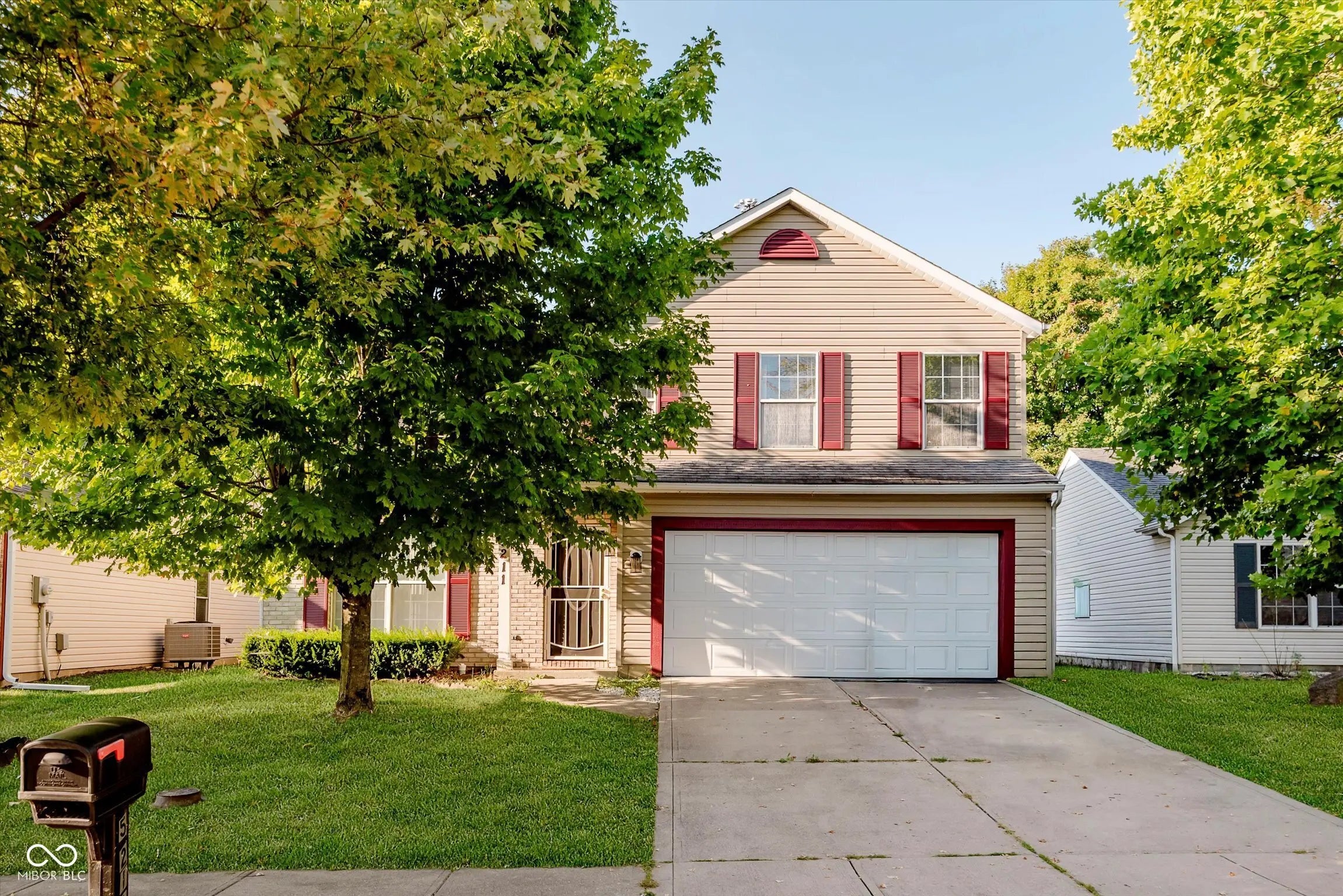 5211 Pike Creek Lane, Indianapolis