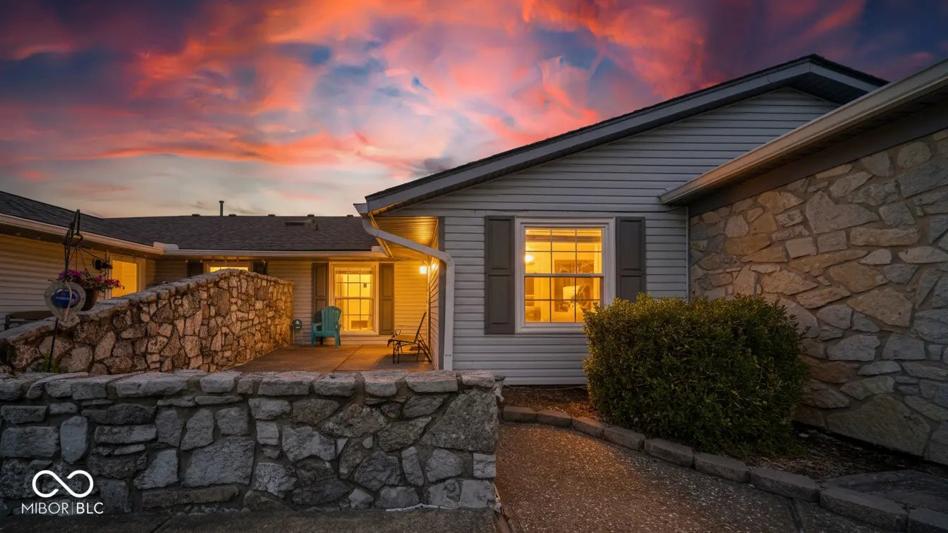 Photo of 1001 Paradise Court F Greenwood, IN 46143