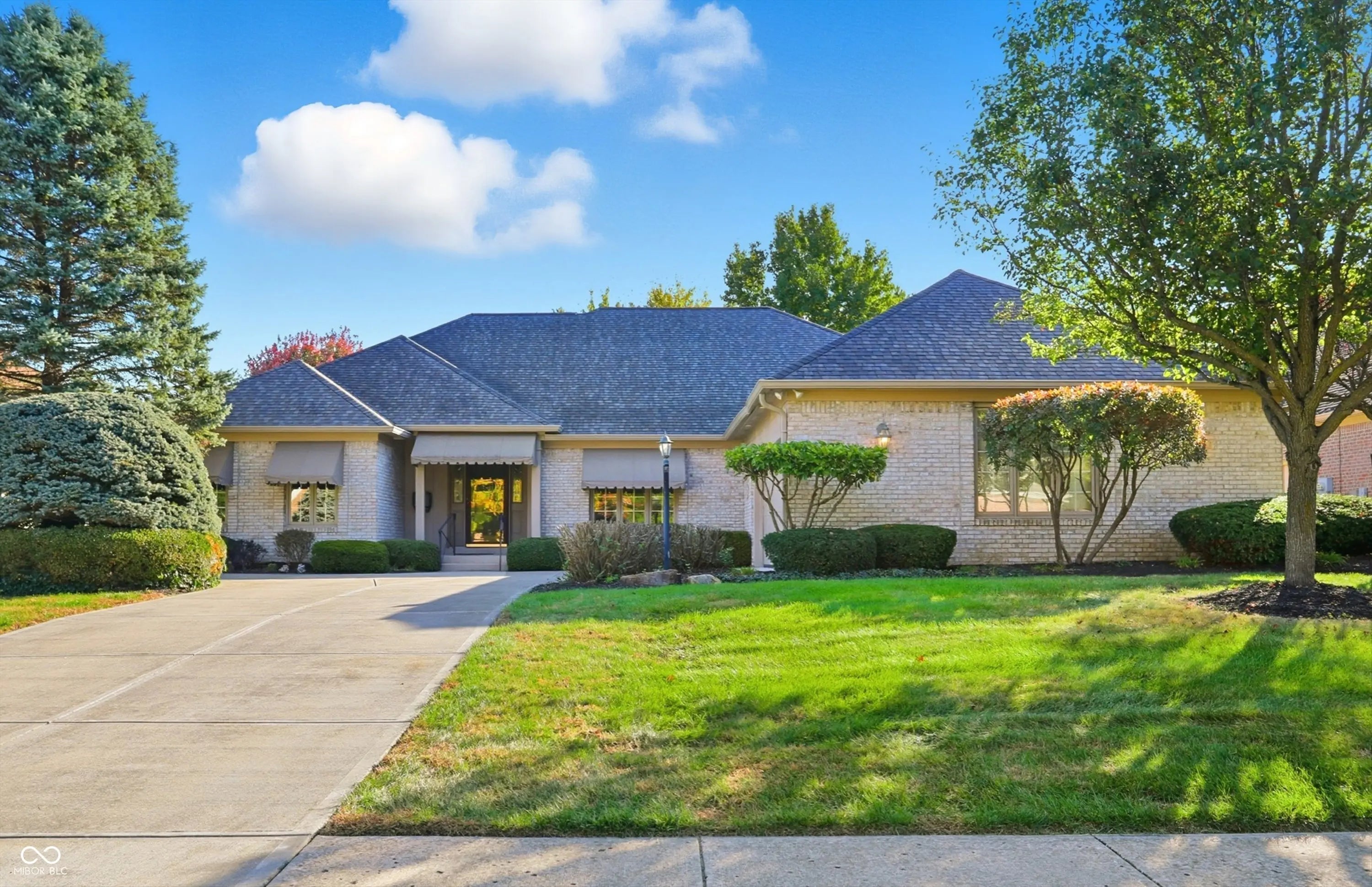Photo of 11757 Pebblepointe Pass Carmel, IN 46033