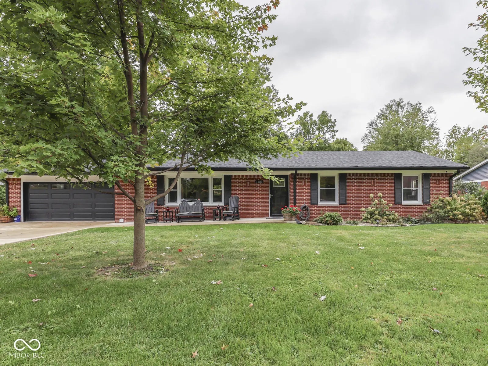 1121 E Adams Drive, Franklin