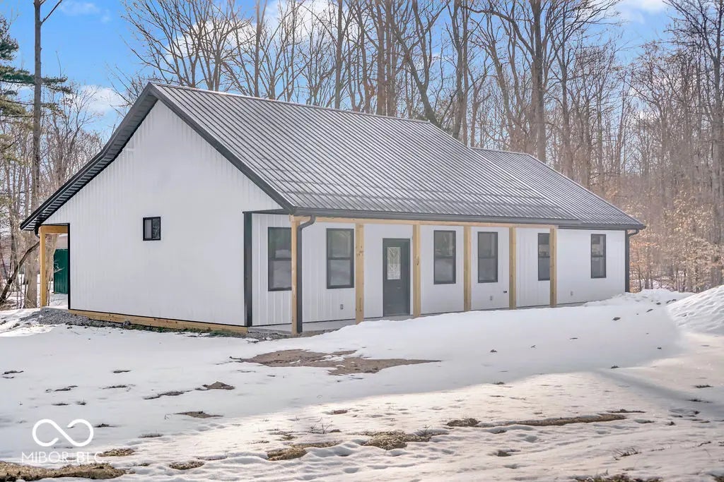 2130 N Cataract Road, Cloverdale