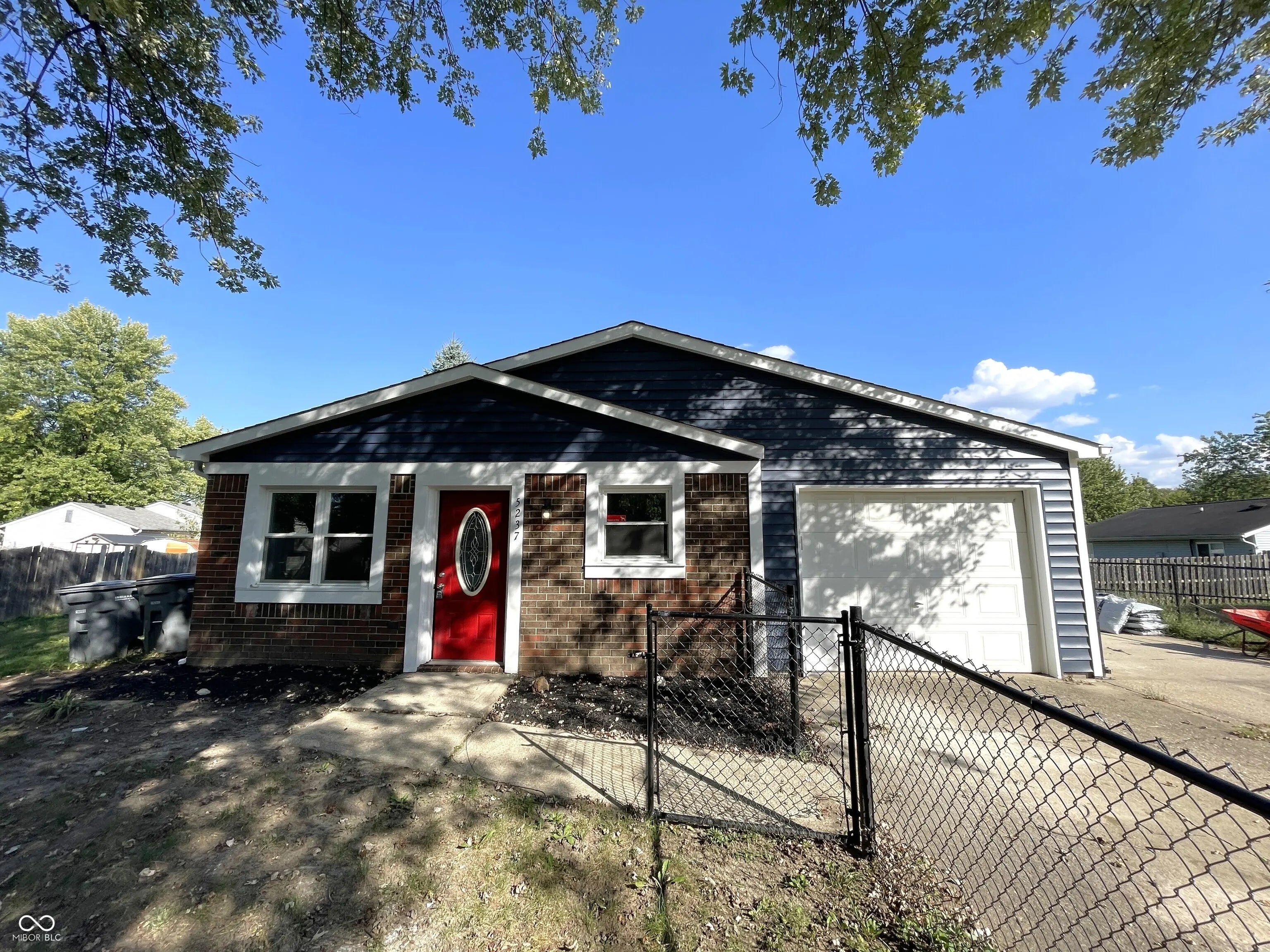 5237 Chisolm Trail, Indianapolis
