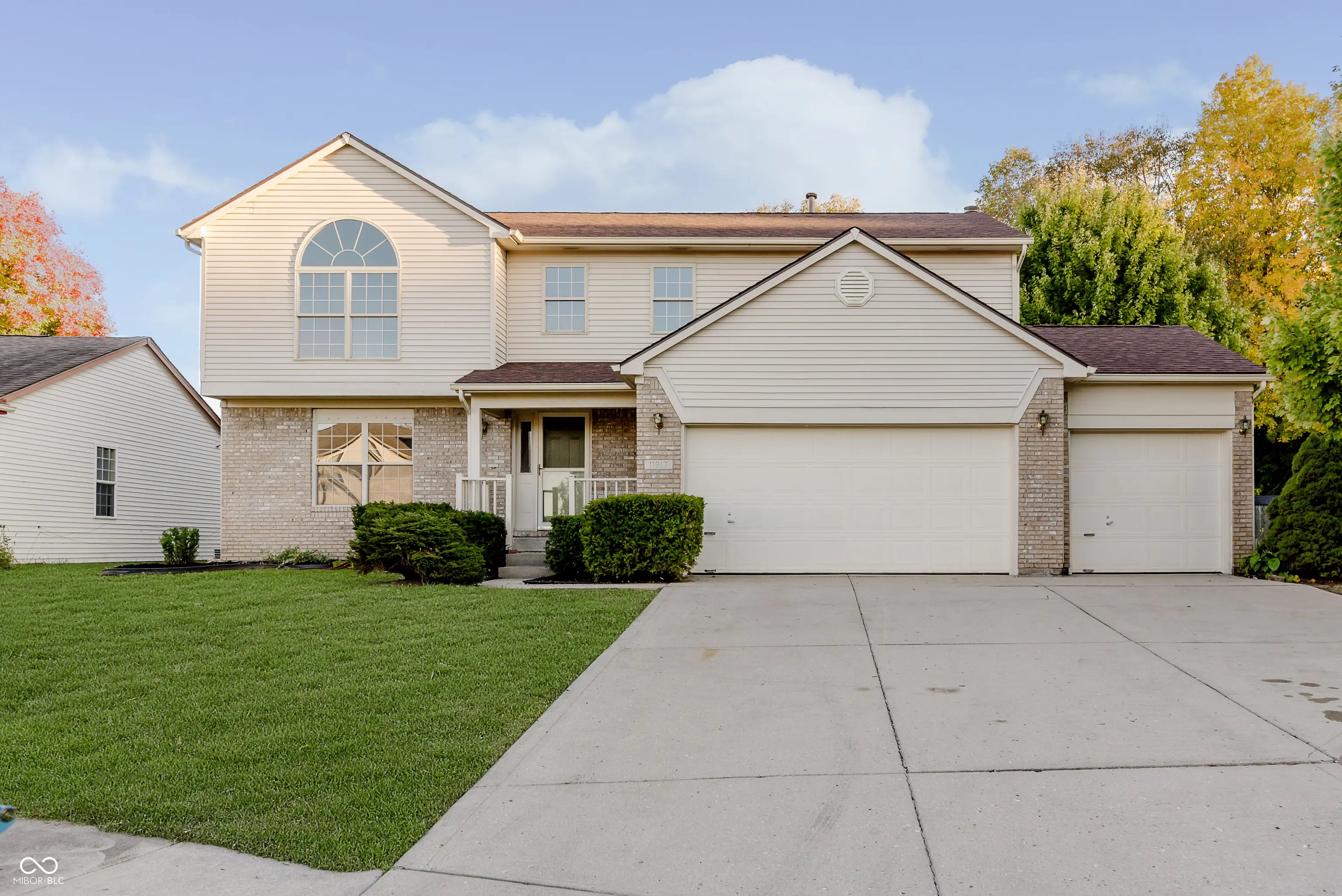 Photo of 11917 Cardis Court Indianapolis, IN 46229