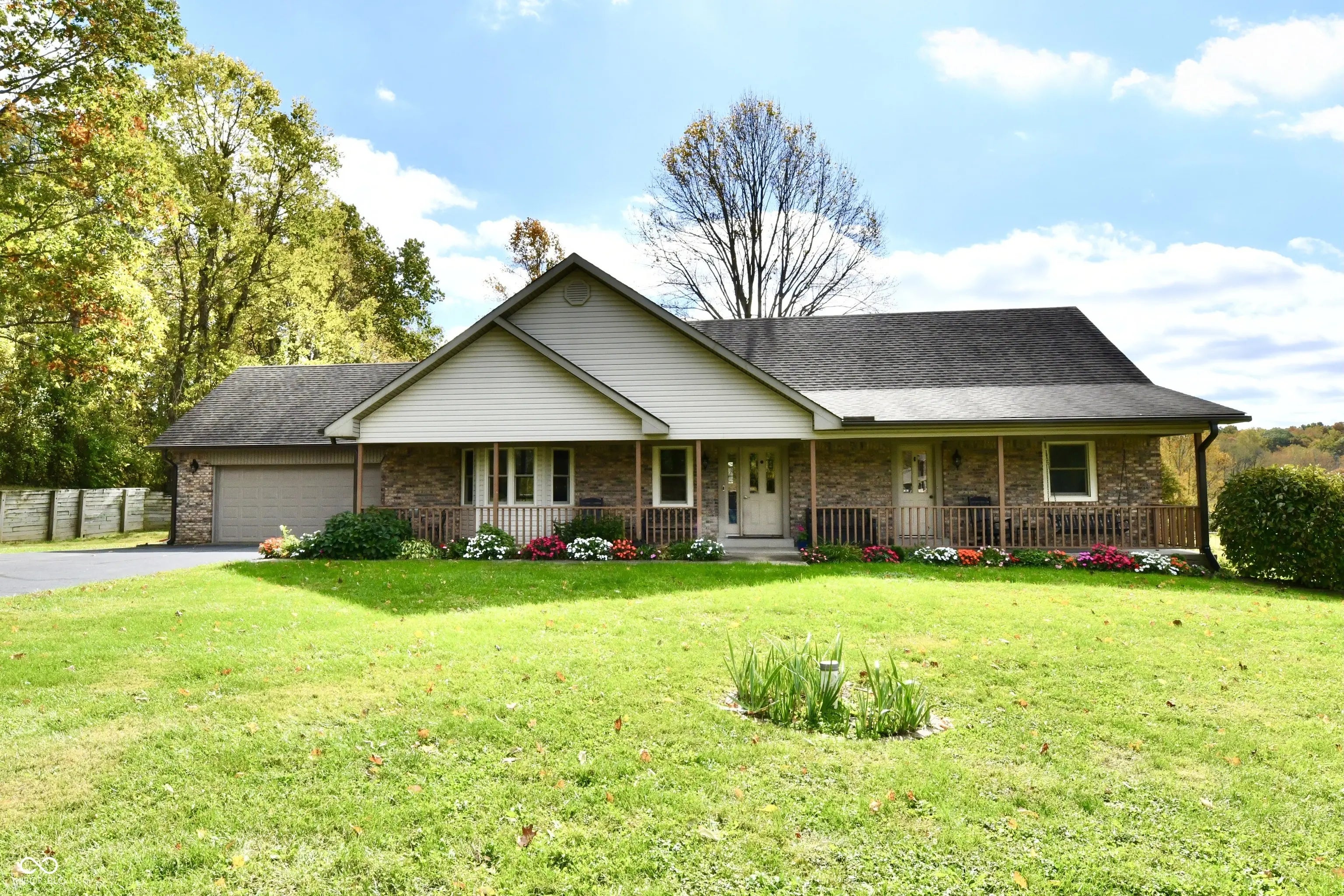 9221 N Stanley Drive, Mooresville