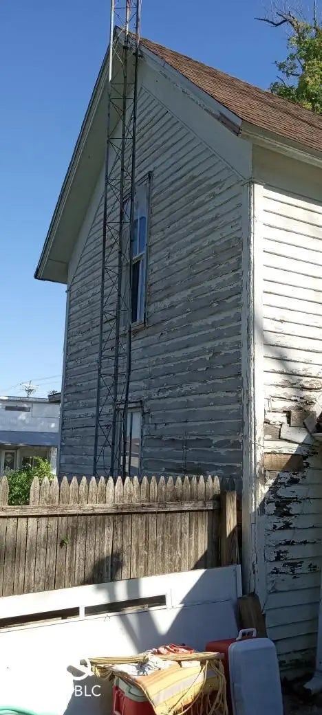 32 N Main Street, Marshall