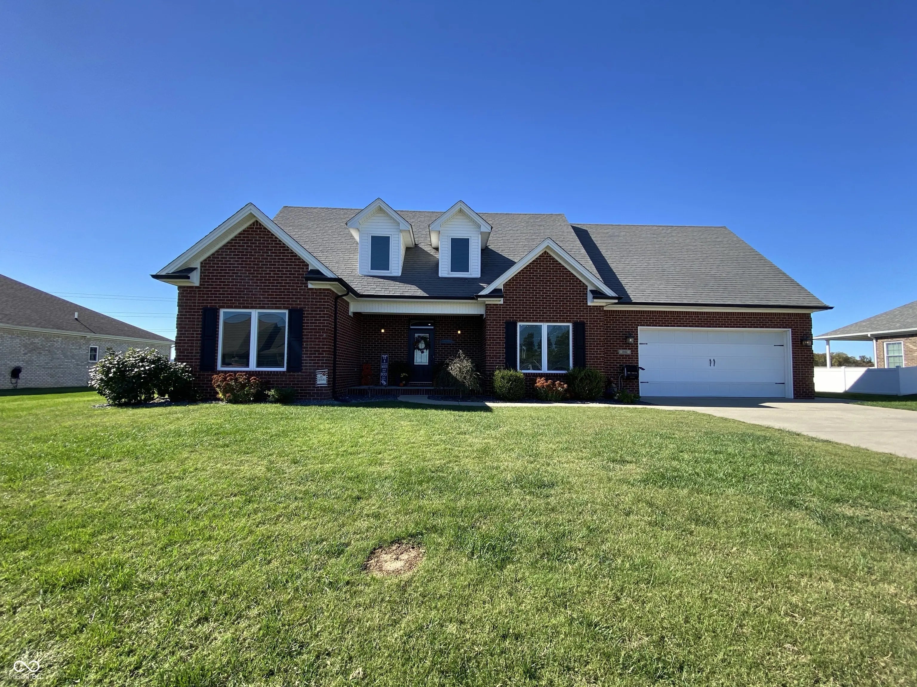 1944 Sophia Lane, Seymour