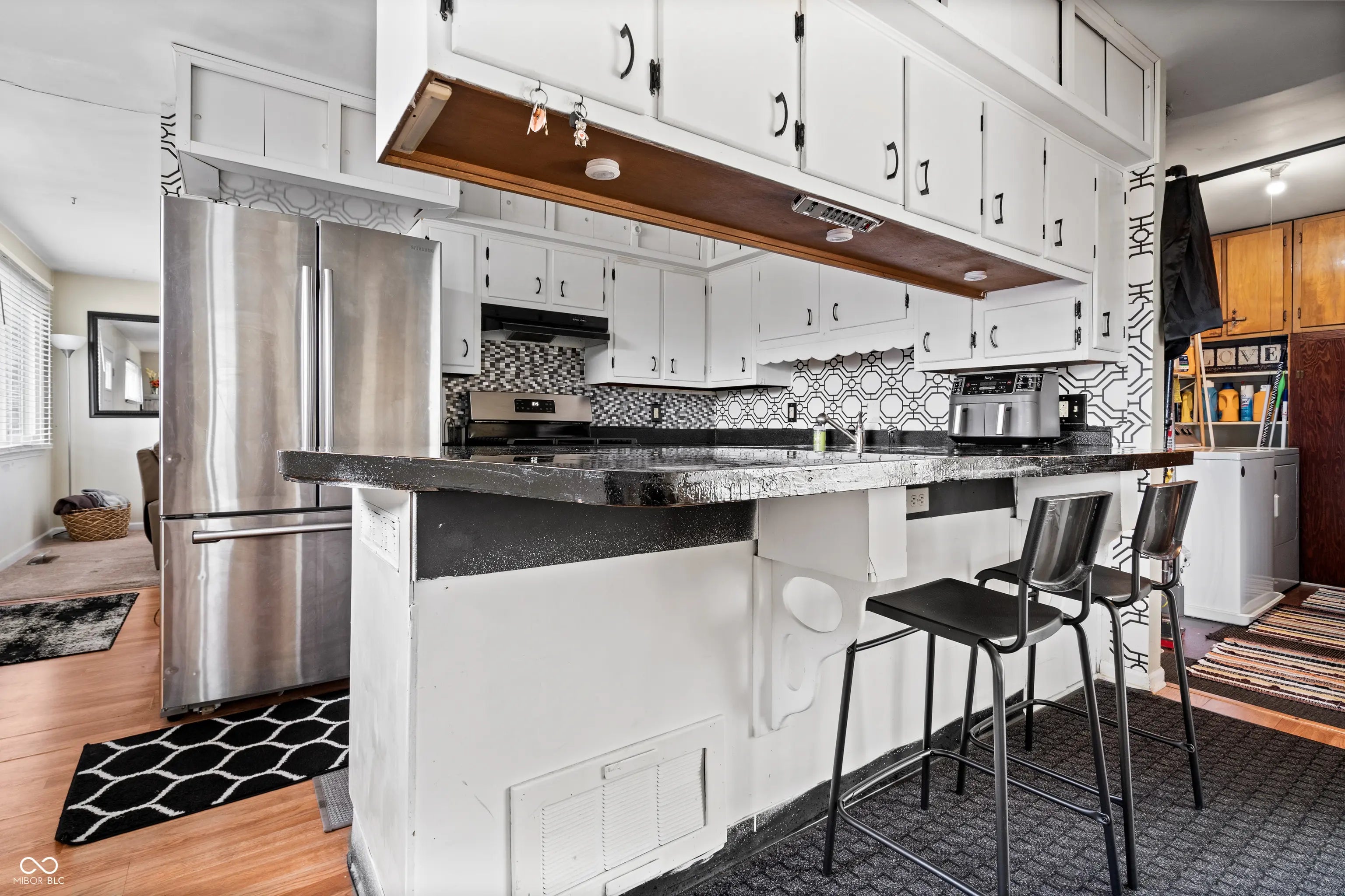 2837 Caroline Avenue MLS 22069392 Sangster Harrison photo 12