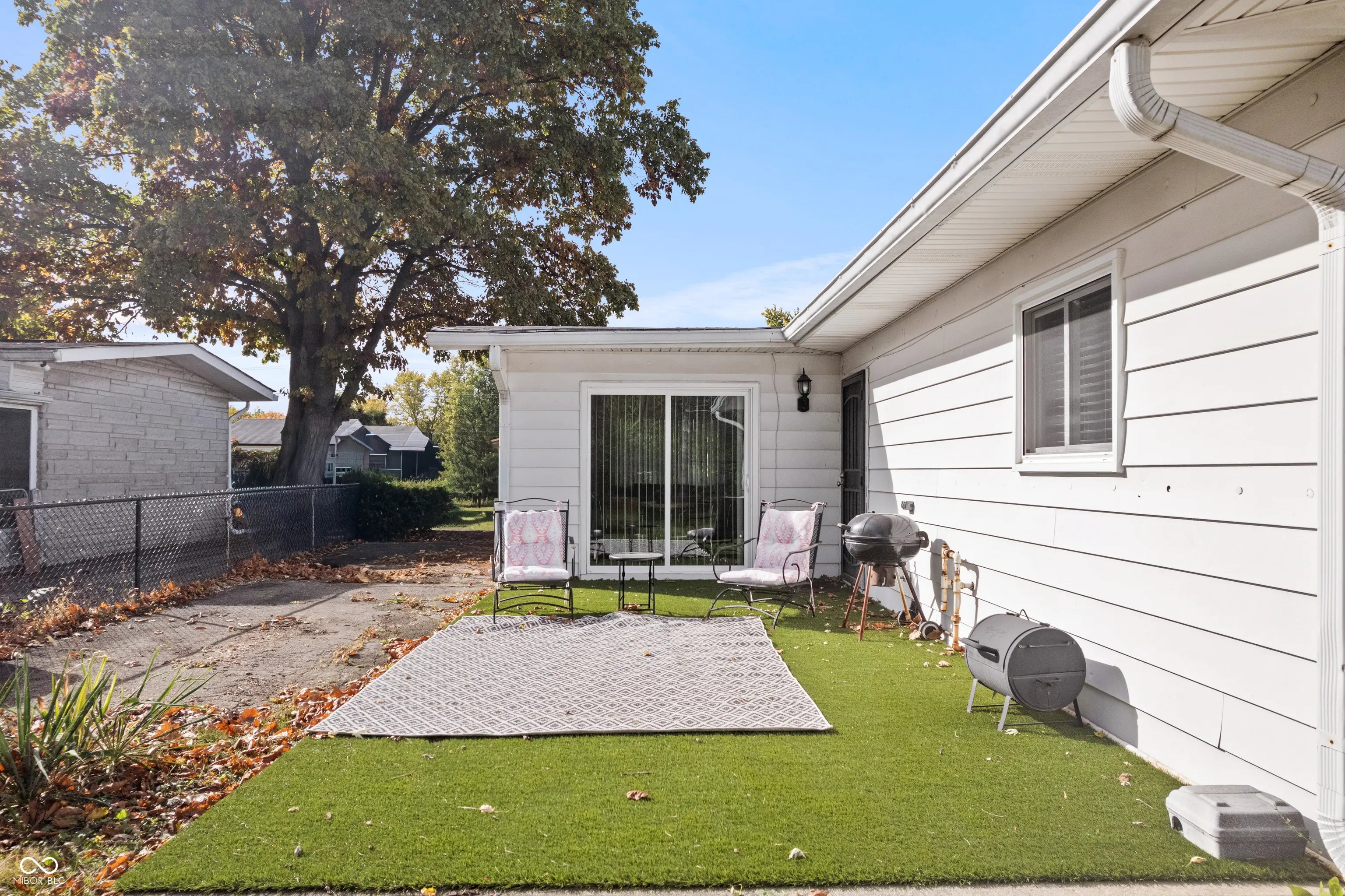 2837 Caroline Avenue MLS 22069392 Sangster Harrison photo 22