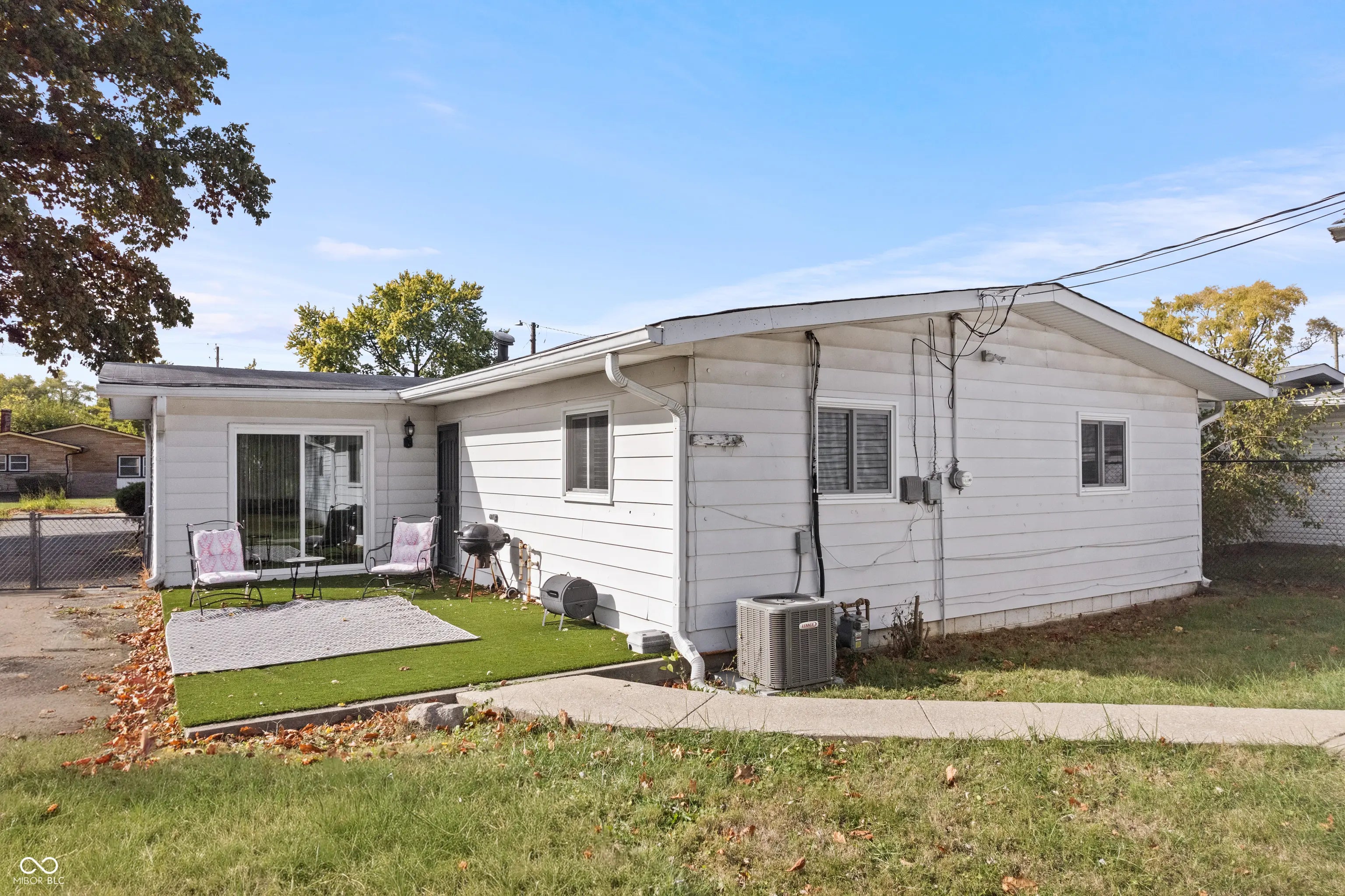 2837 Caroline Avenue MLS 22069392 Sangster Harrison photo 28