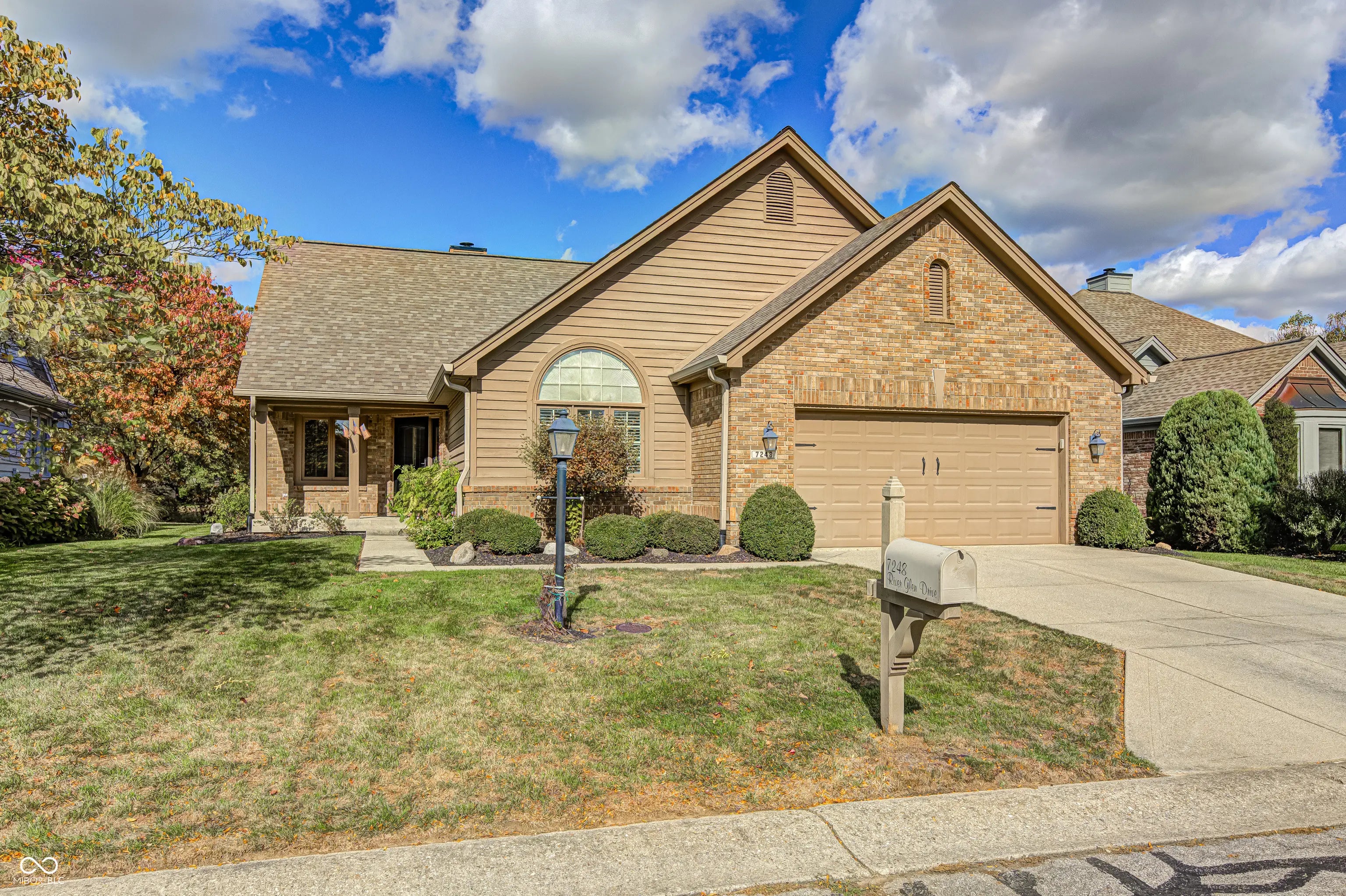 Photo of 7248 River Glen Drive Fishers, IN 46038