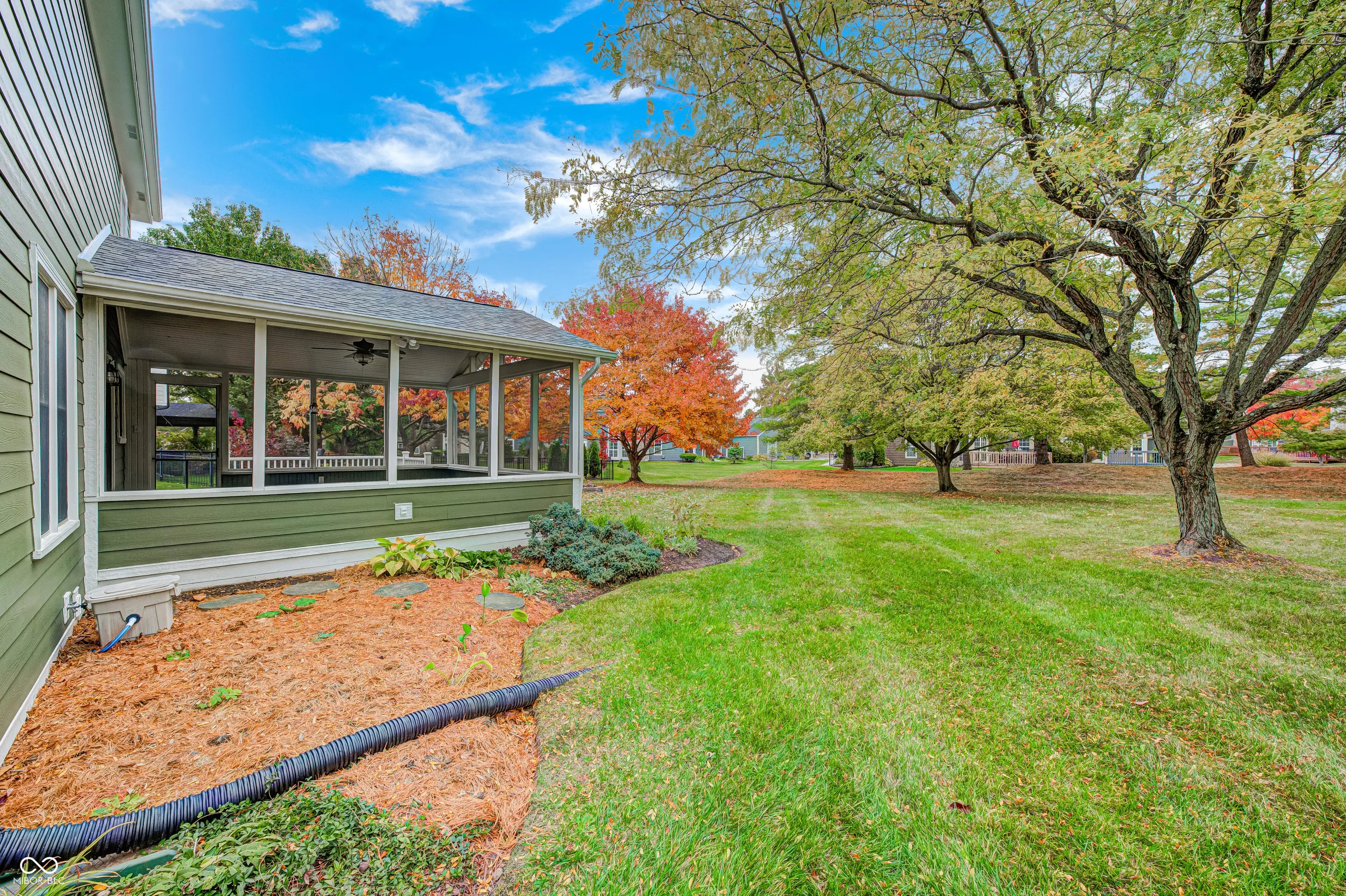 7523 Bramblewood Lane MLS 22069443 The Trees Ii photo 33