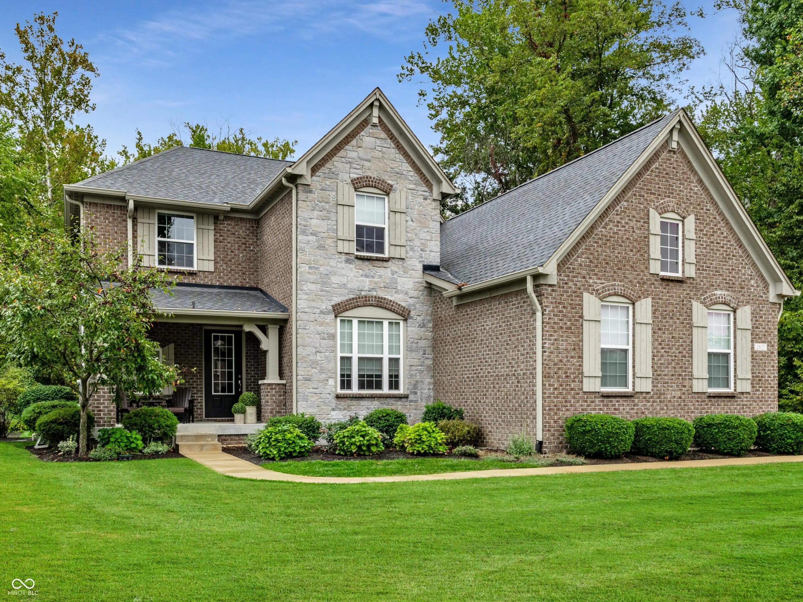 2837 E High Grove Circle, Zionsville