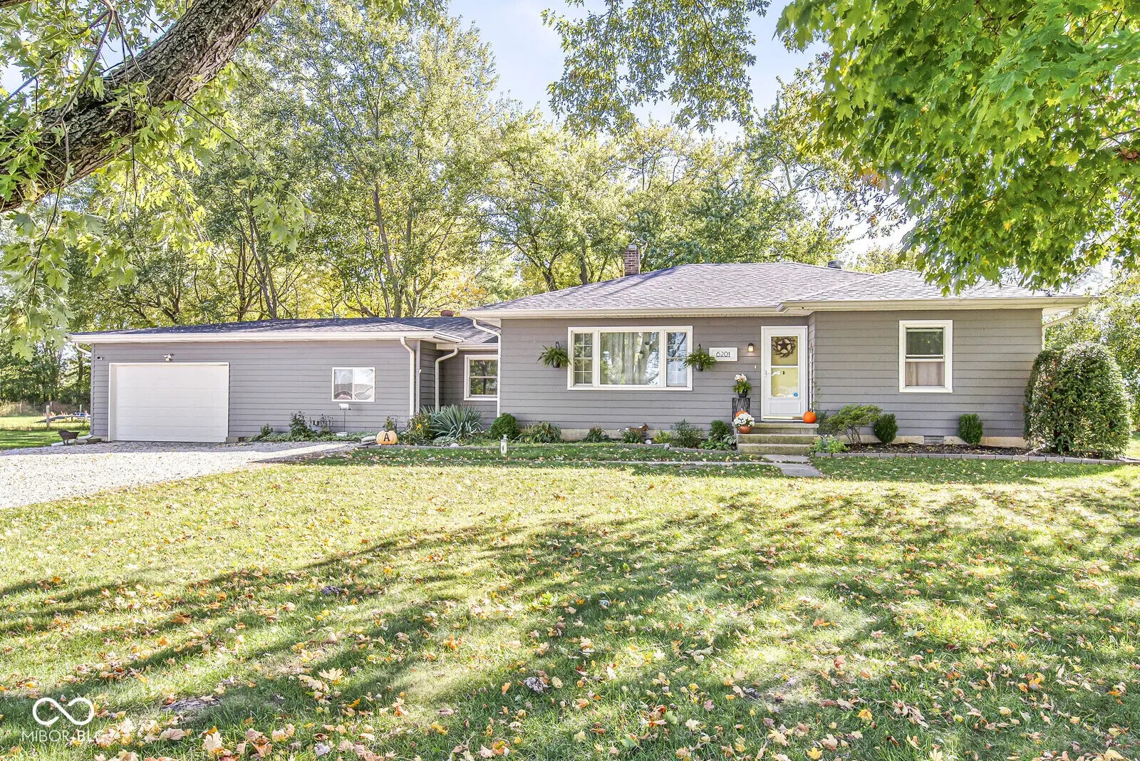 6201 W 800 N, Fountaintown