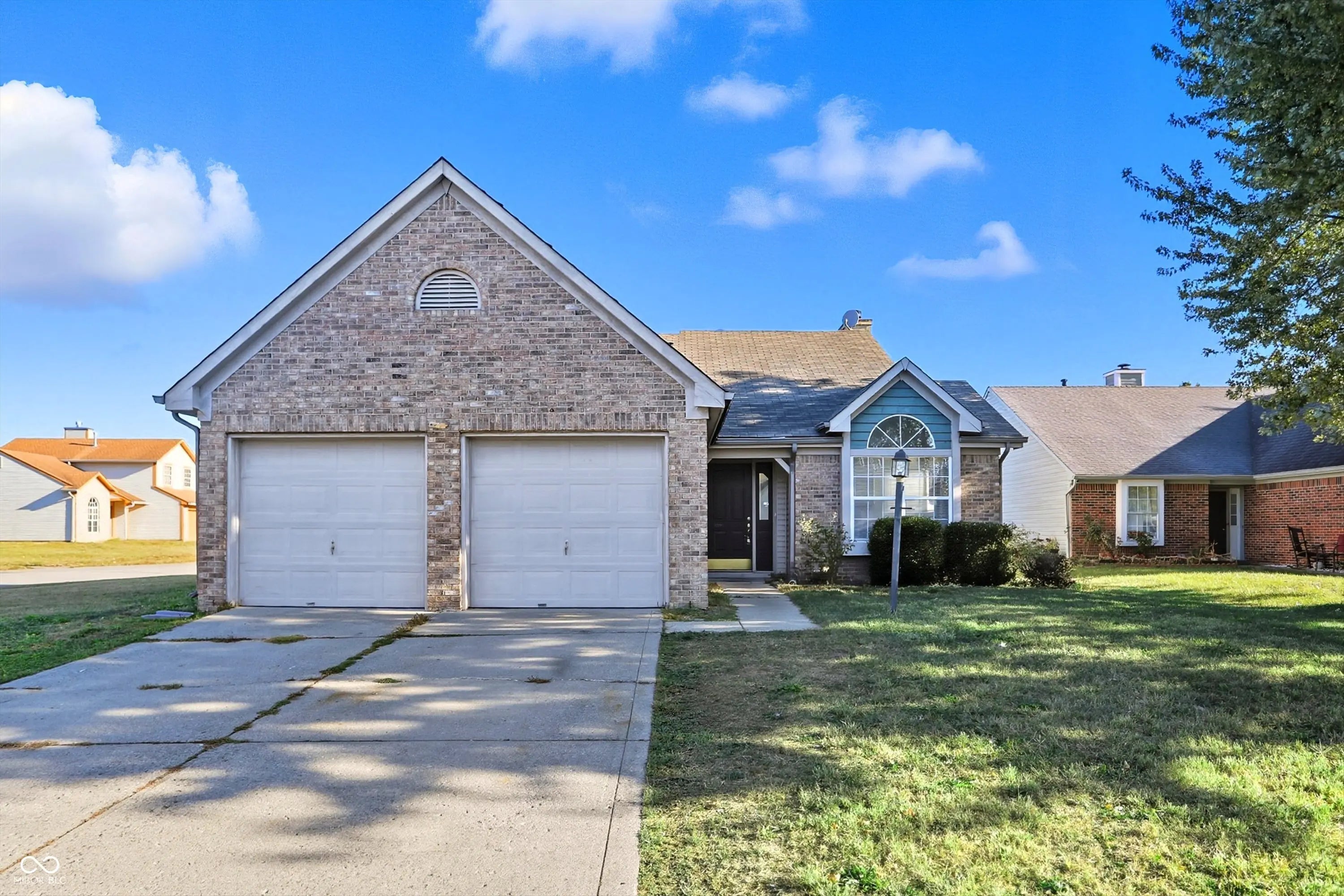 4830 Countrybrook Way, Indianapolis