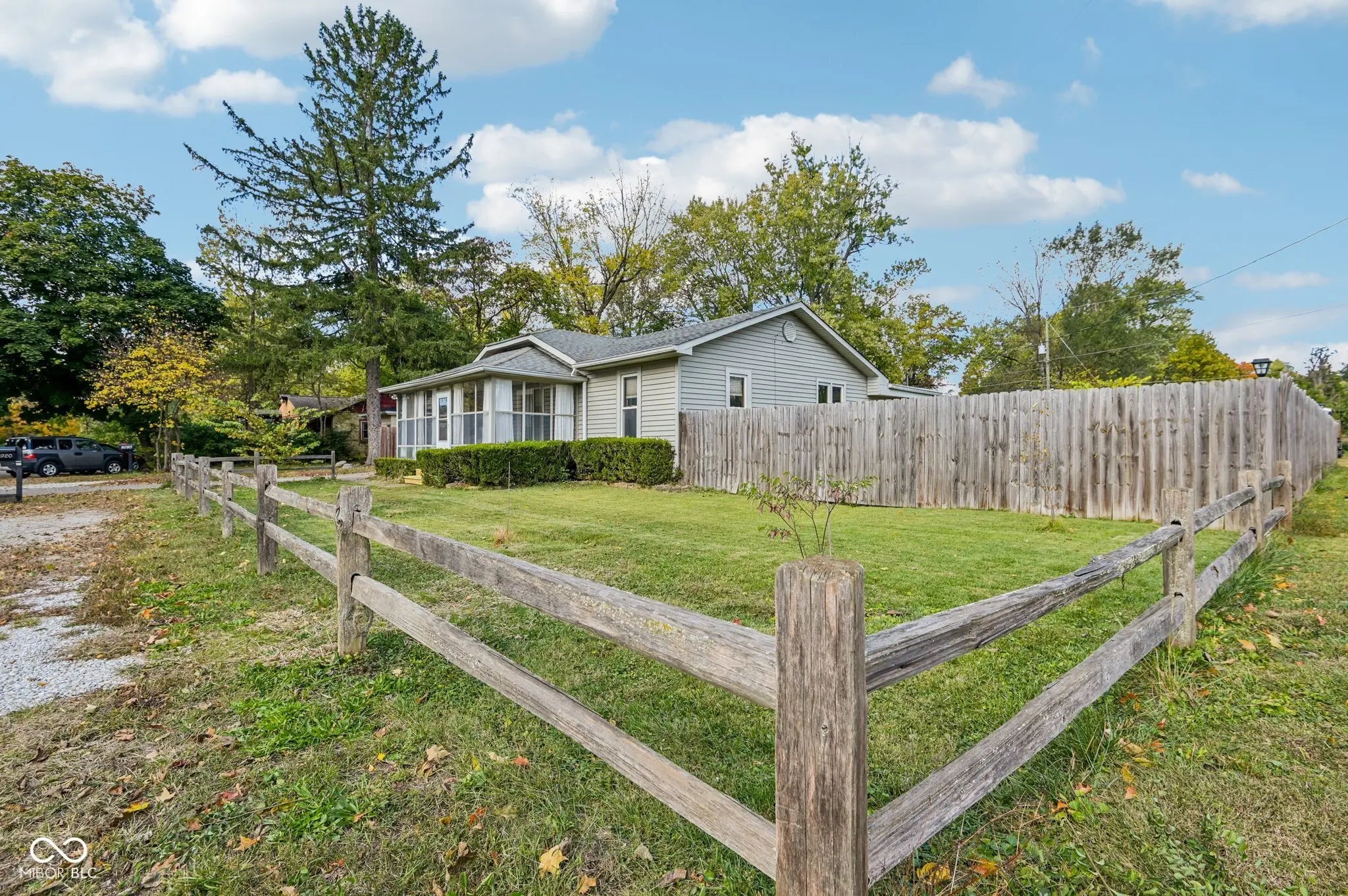 1920 E 67th Street MLS 22069557 No Subdivision photo 1