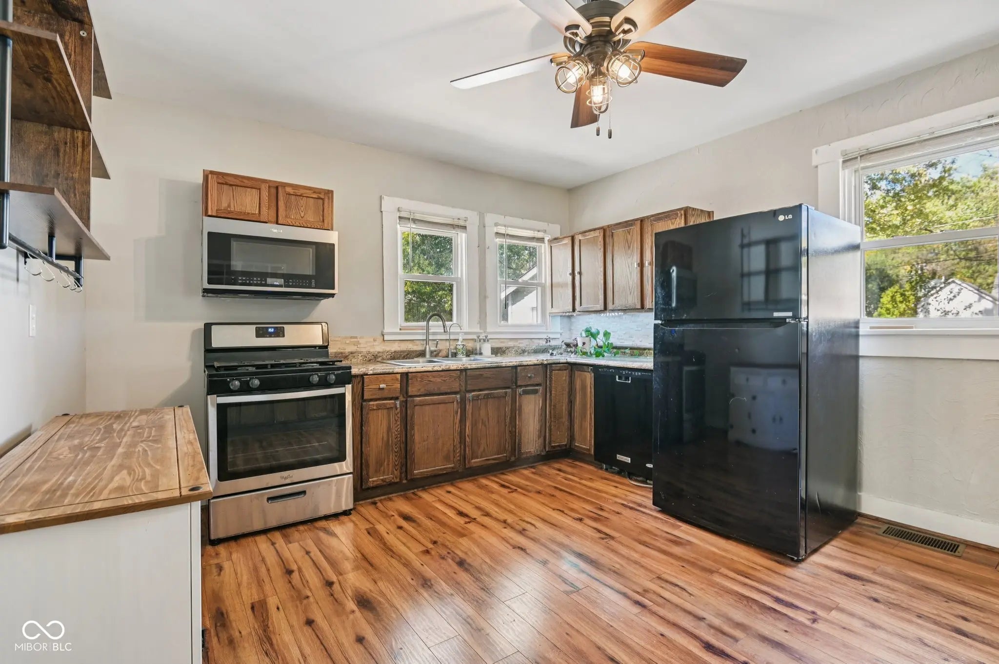1920 E 67th Street MLS 22069557 No Subdivision photo 12