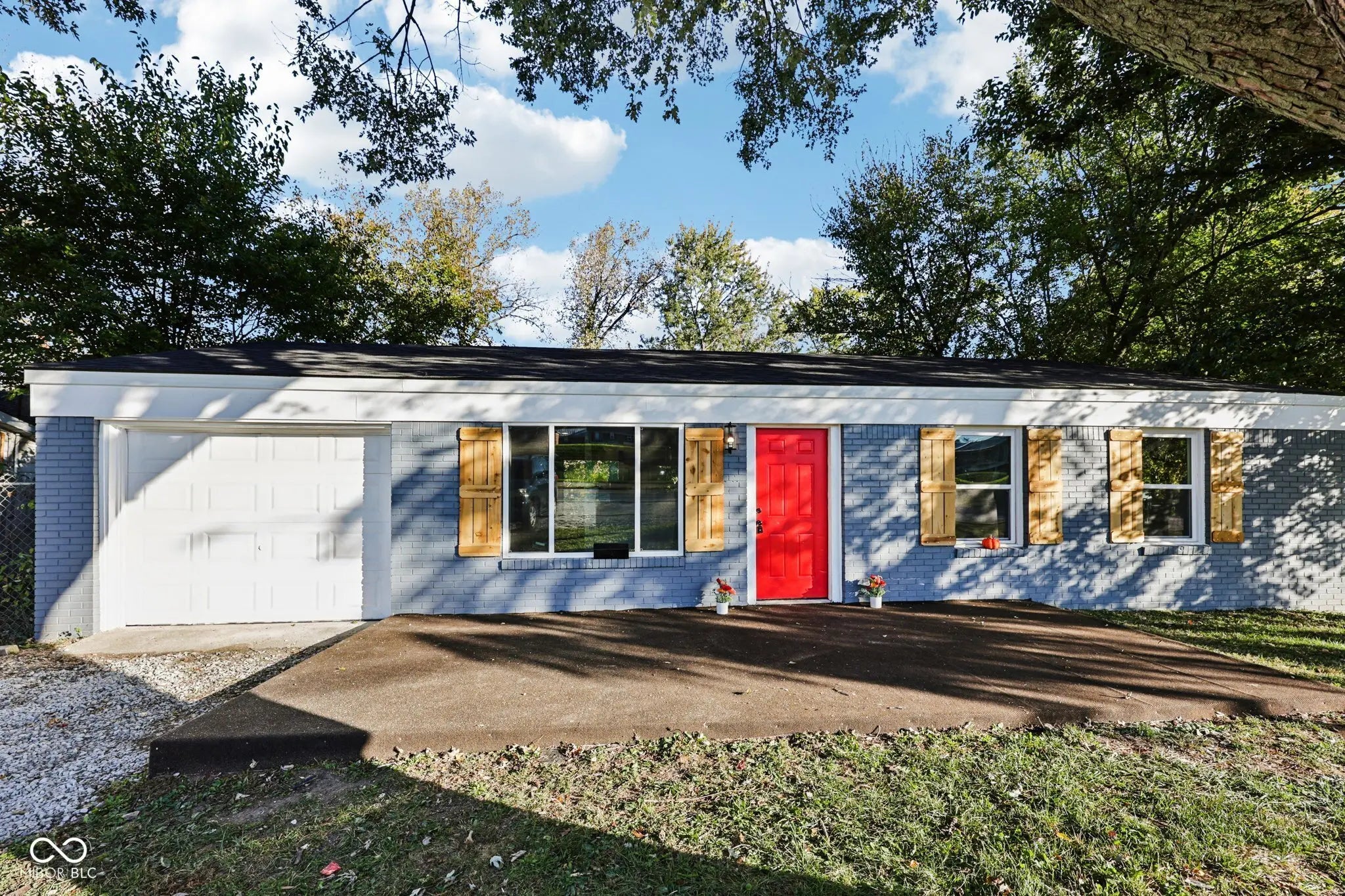 660 E Main Street, Greenwood