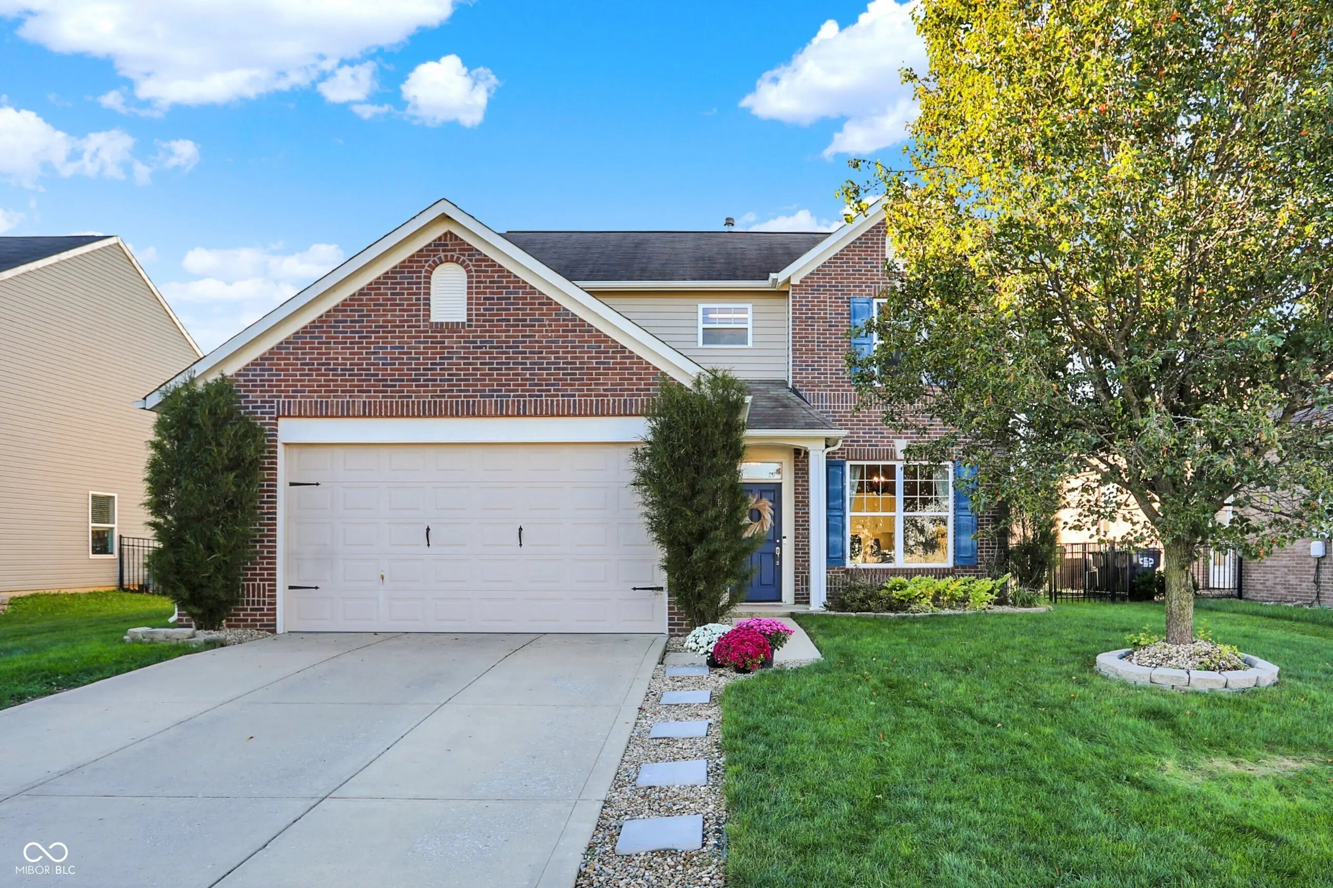 523 Genisis Drive, Whiteland