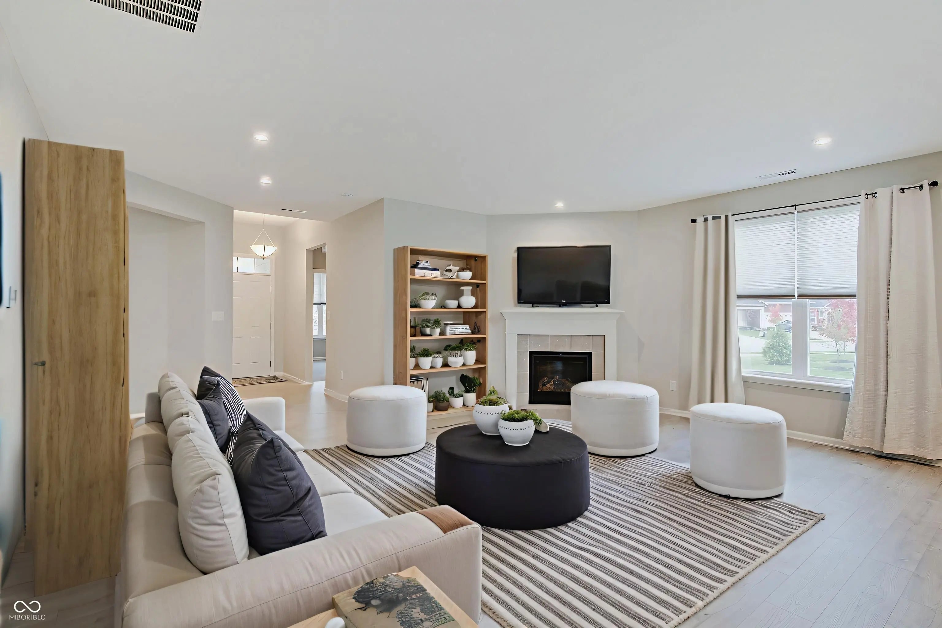 10084 Adler Court MLS 22069654 Millers Walk photo 3