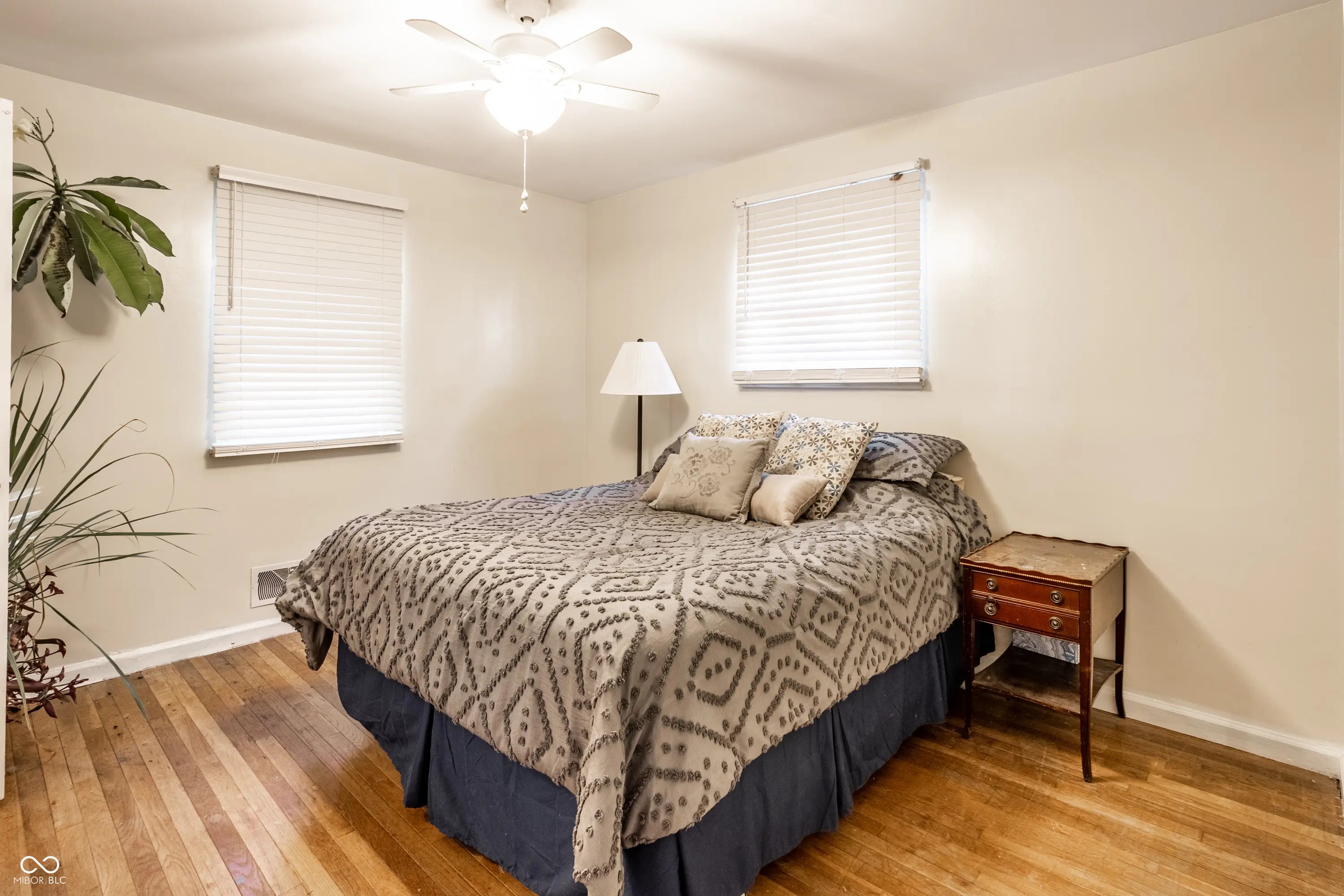 3711 E 57th Street MLS 22069705 Wides 9th Add photo 11
