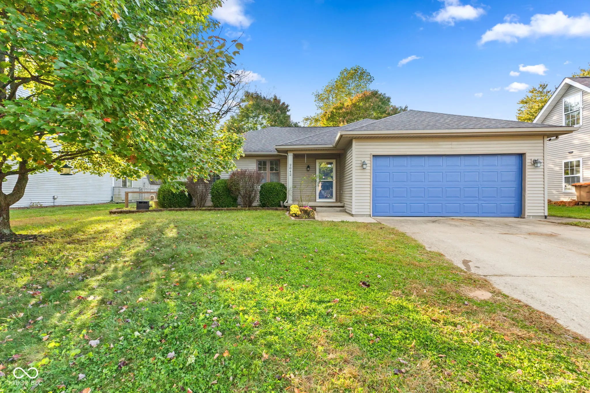2042 Sumpter Trail MLS 22069824 Mcculloughs Run photo 1