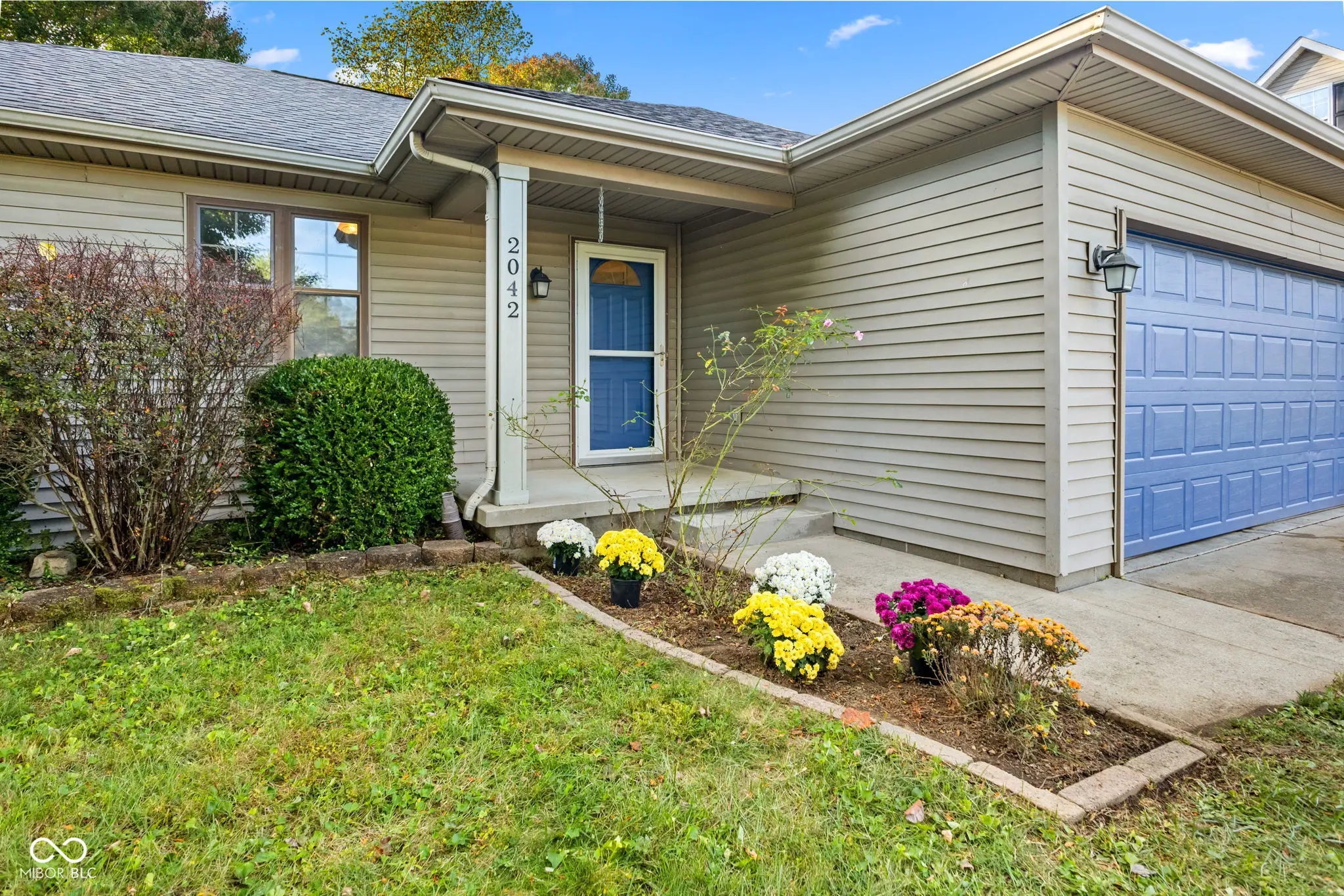 2042 Sumpter Trail MLS 22069824 Mcculloughs Run photo 2