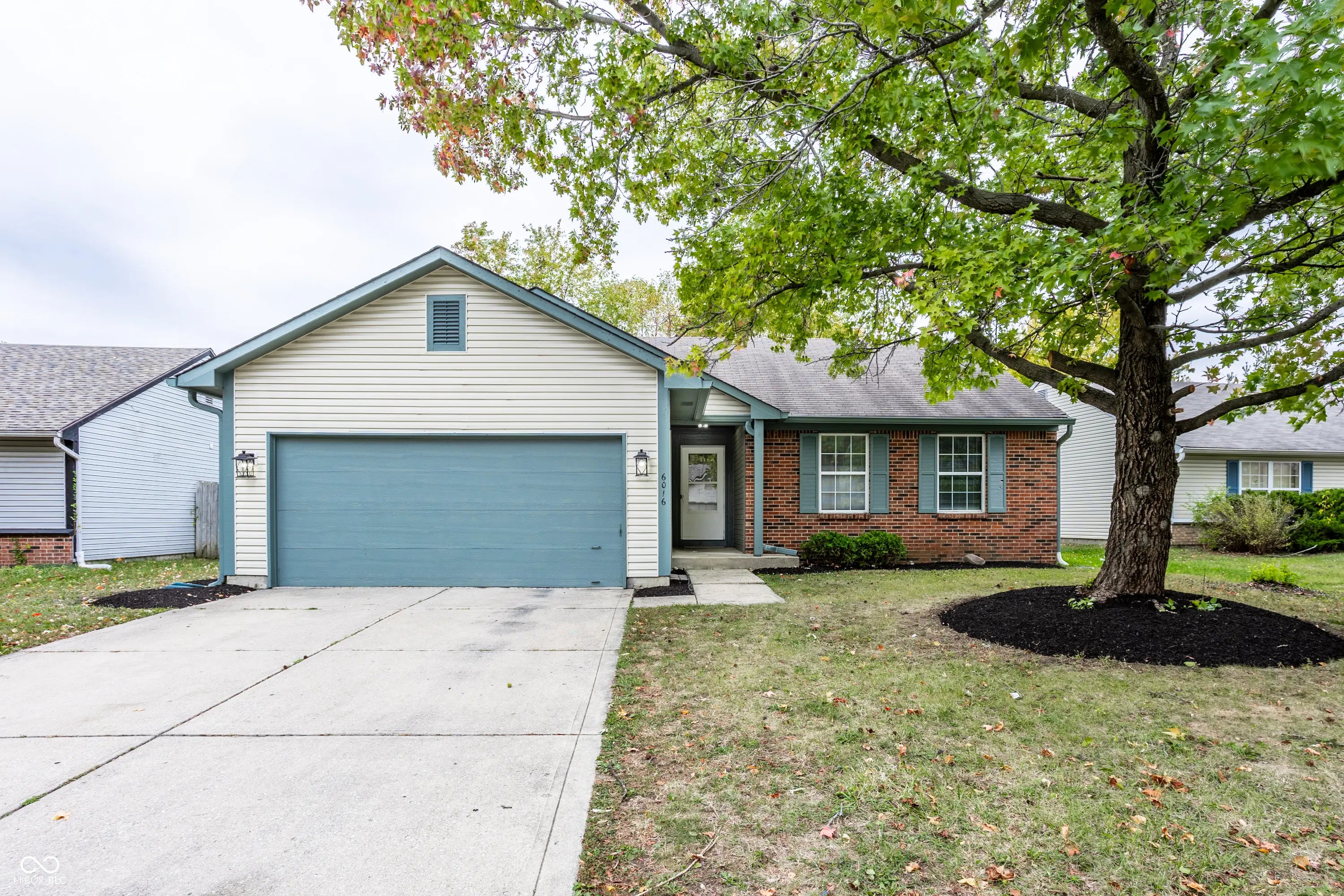 6016 Sycamore Forge Drive MLS 22069848 Oakforge Lakes photo 1
