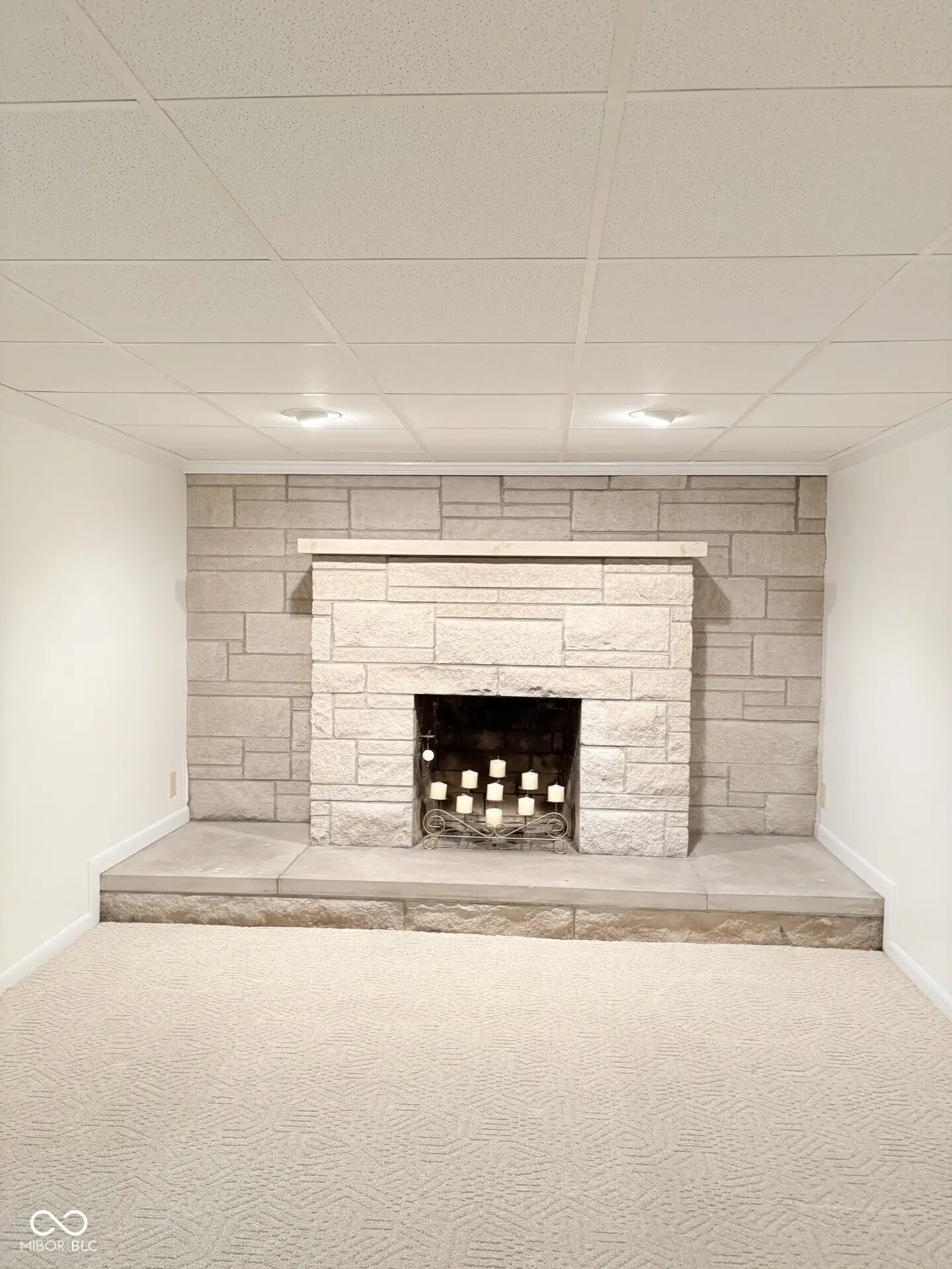 523 E Mills Avenue MLS 22069881 No Subdivision photo 21