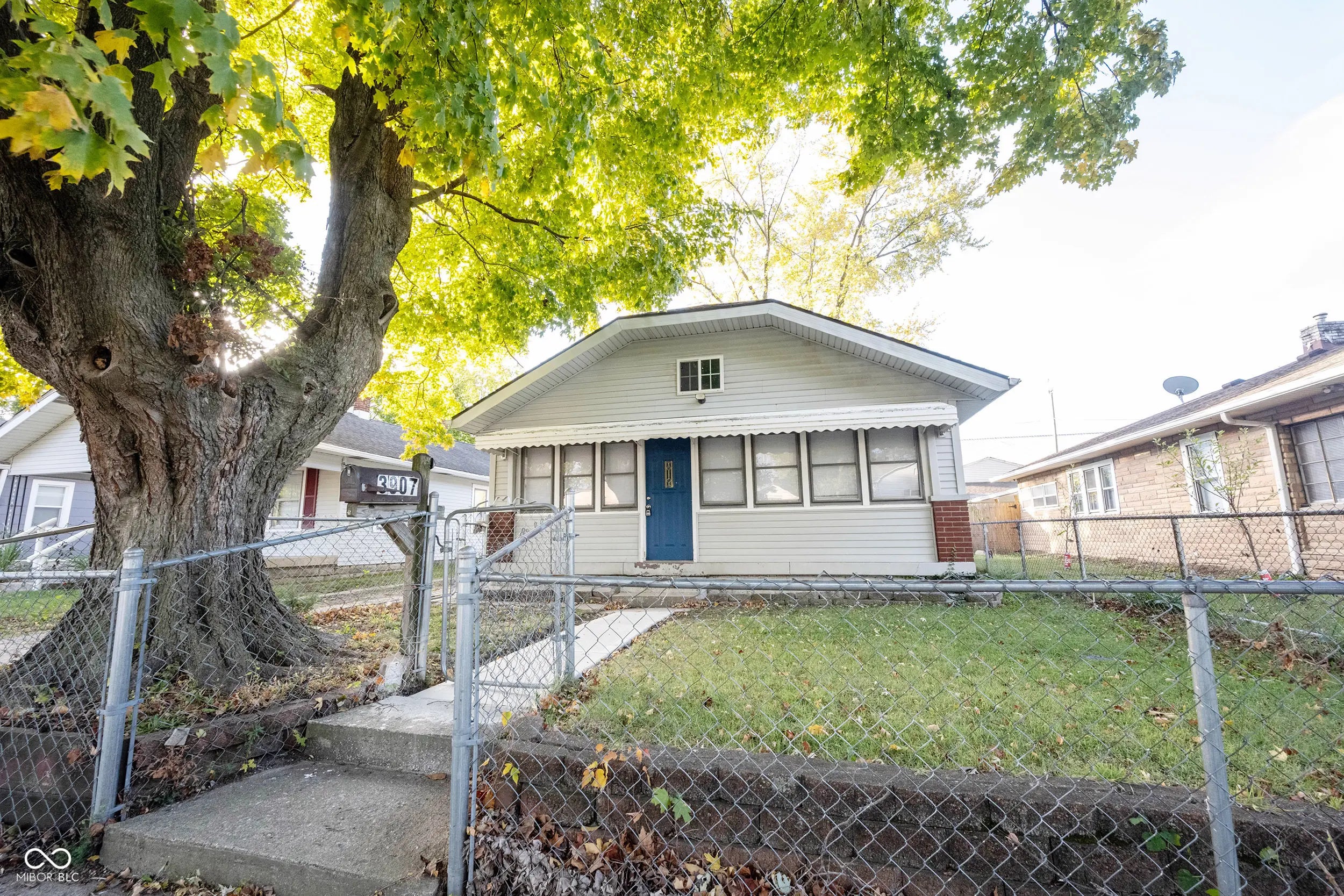 3907 Hoyt Avenue, Indianapolis